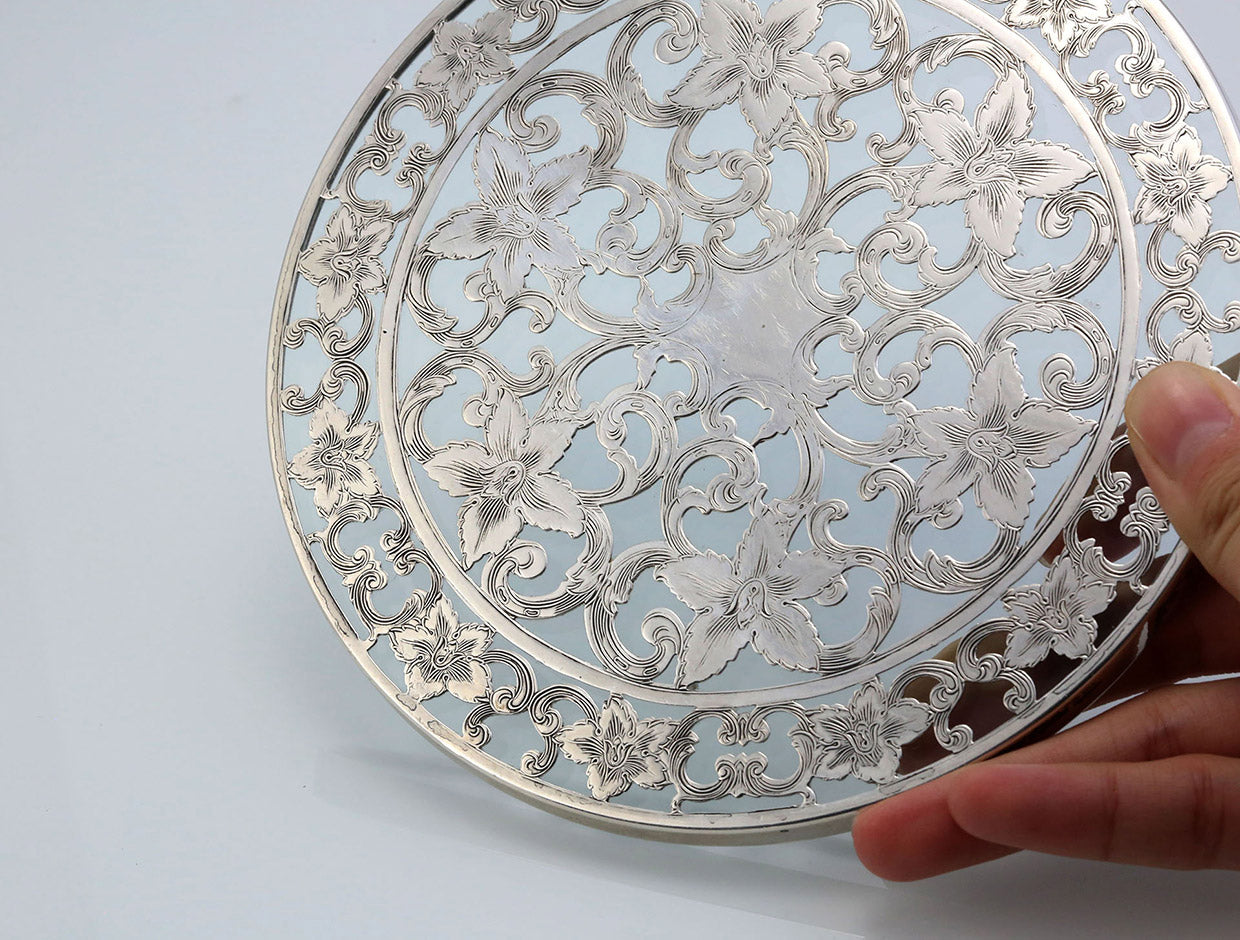 英国19世纪纯银包水晶刻花茶盘