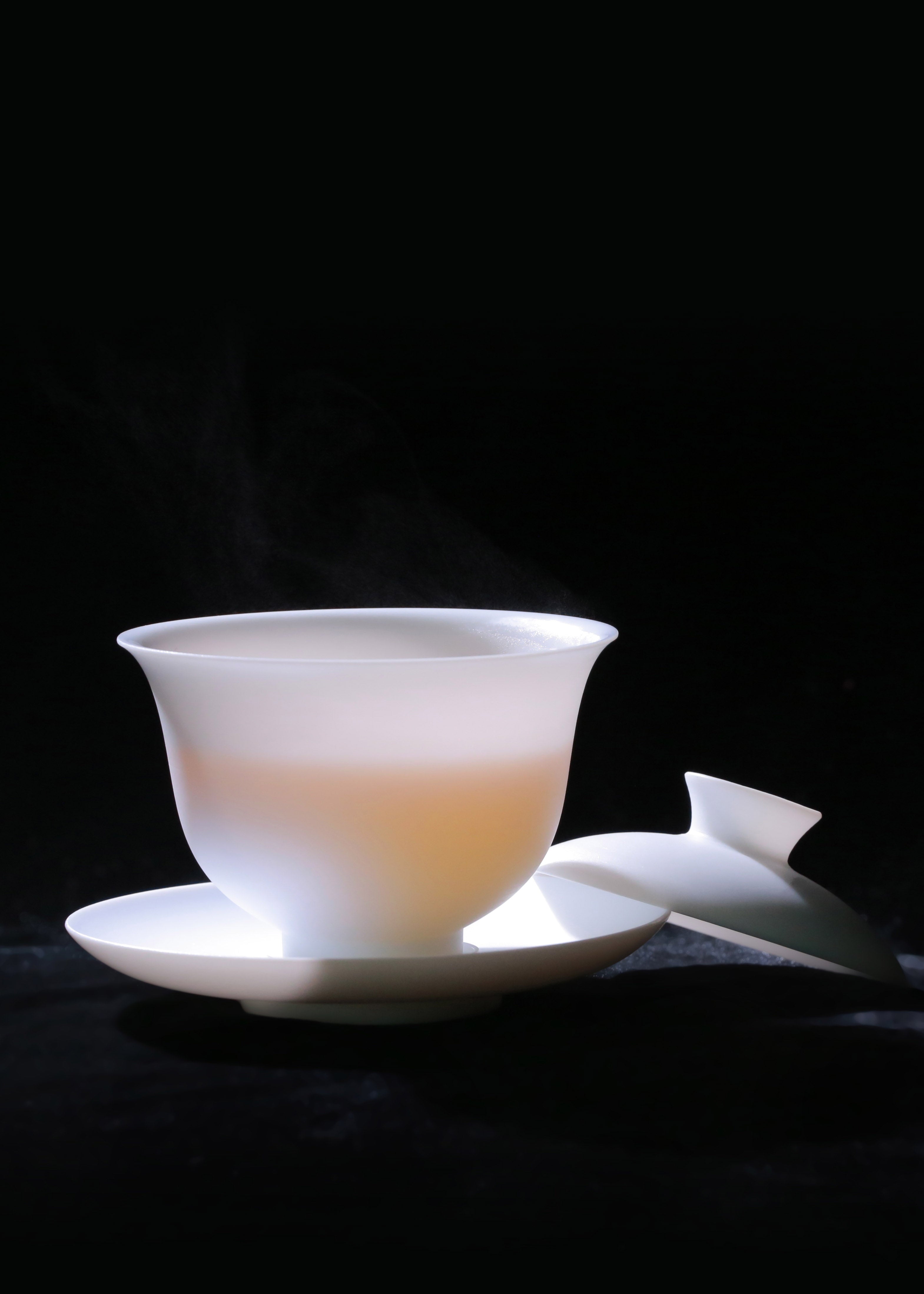 Dayazhai Plain Porcelain Lidded Bowl / Cup