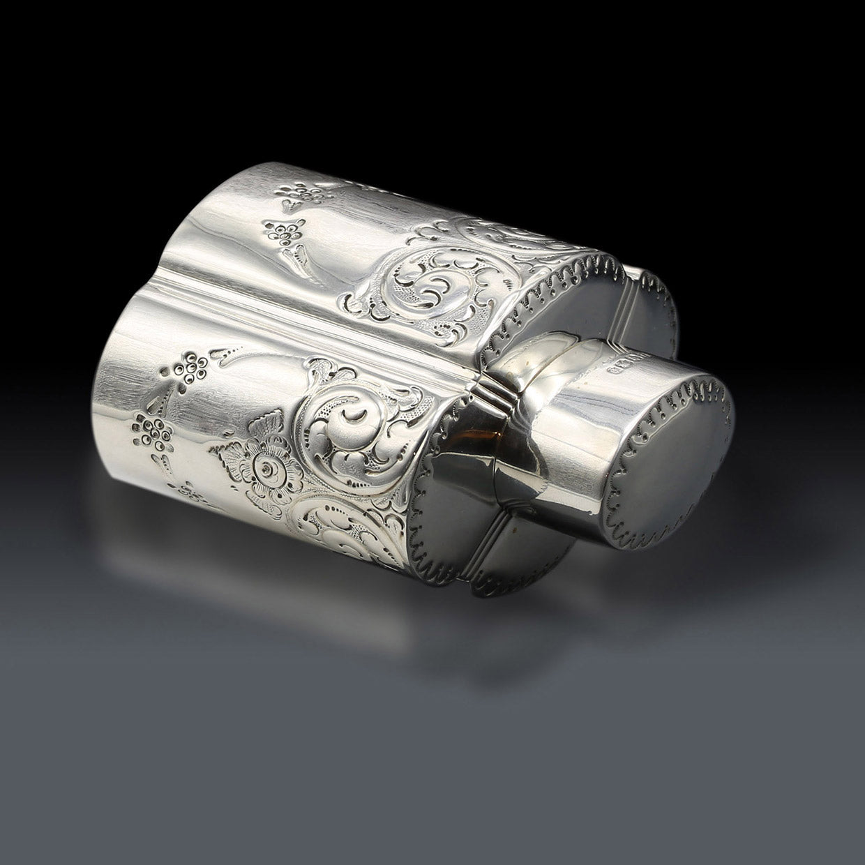 Atkin1895年 在谢菲尔德制纯银茶叶罐