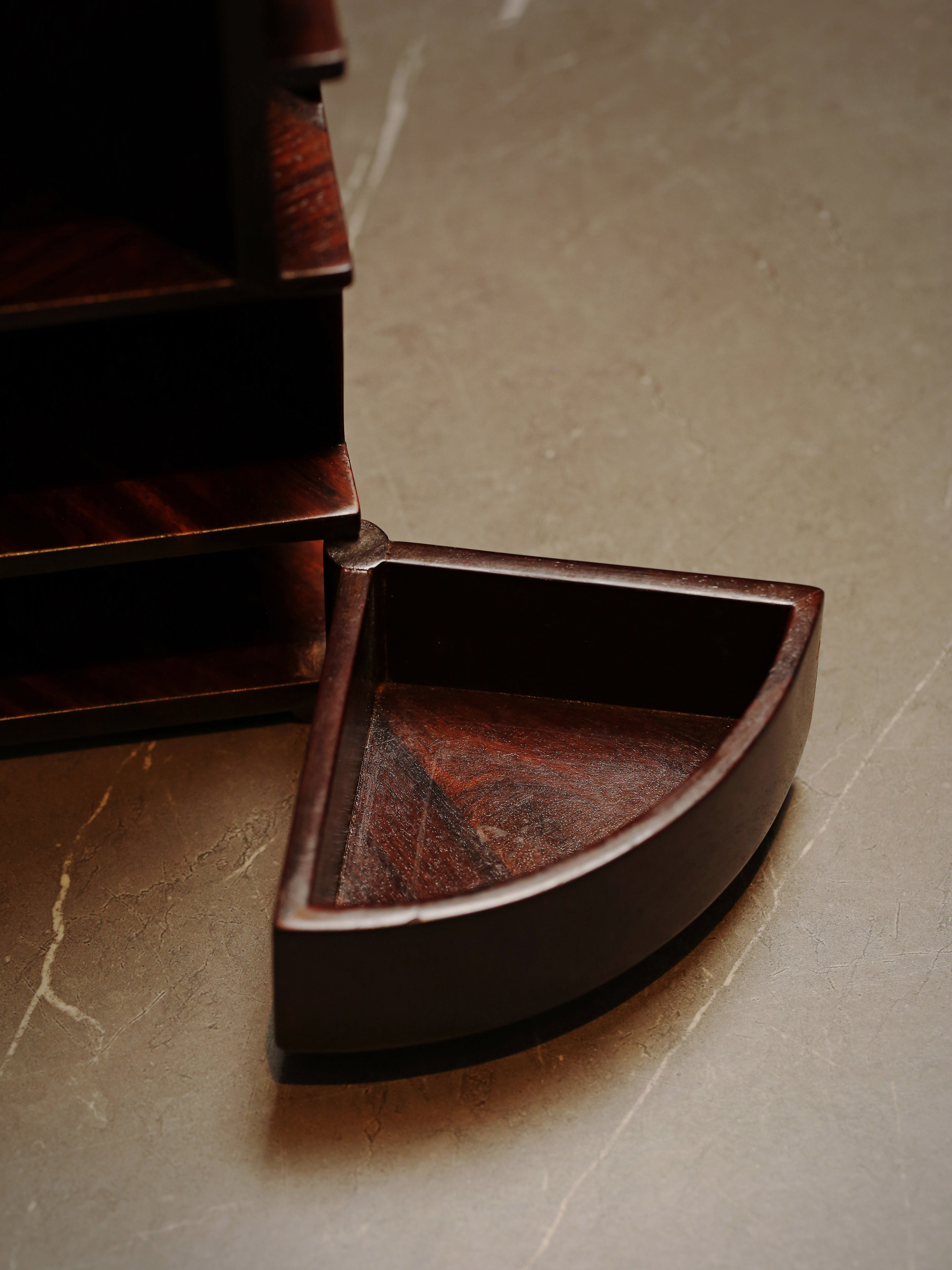 小叶紫檀嵌黄杨八宝圆柜