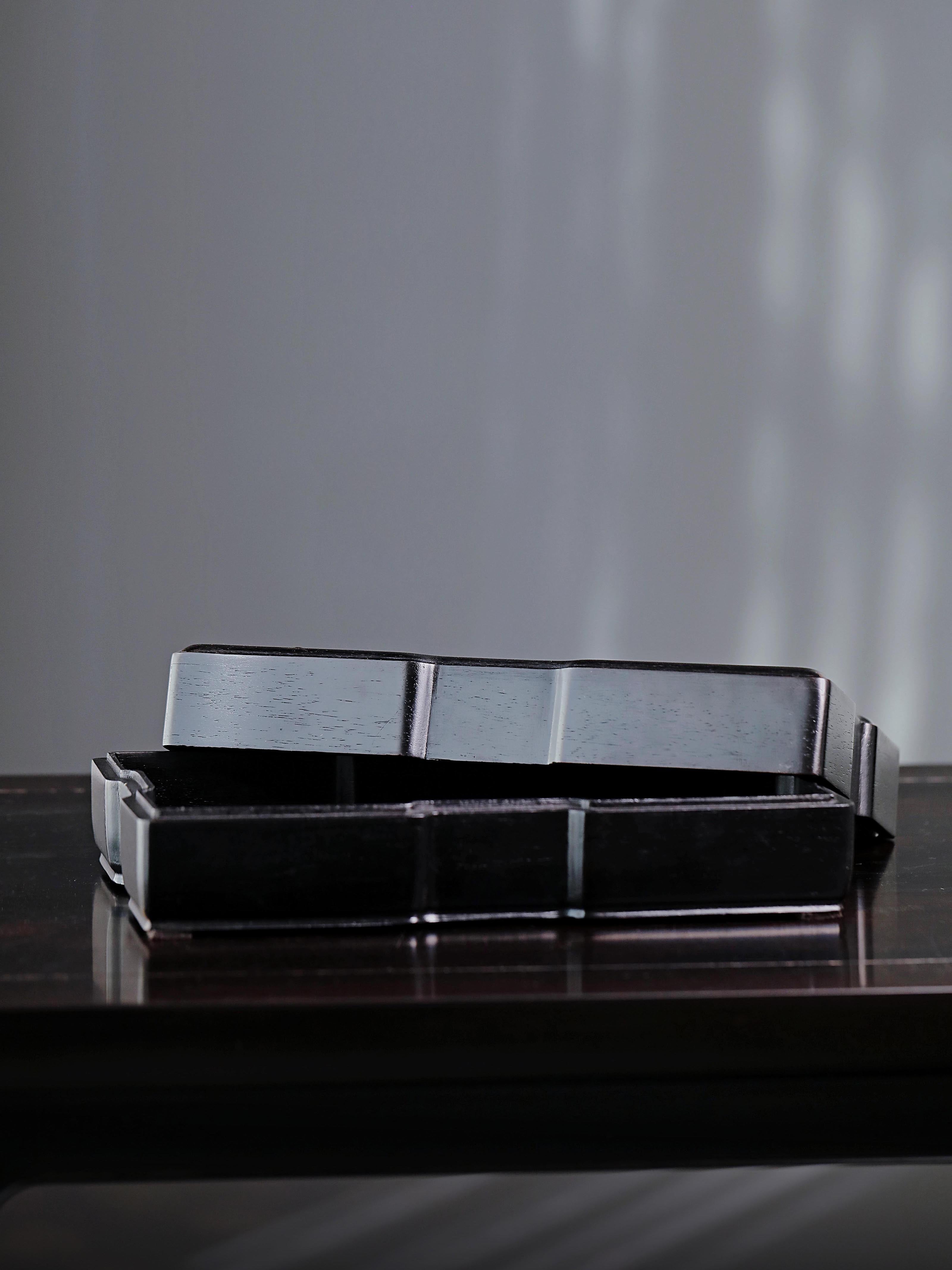 紫光檀百宝嵌花鸟纹文具盒