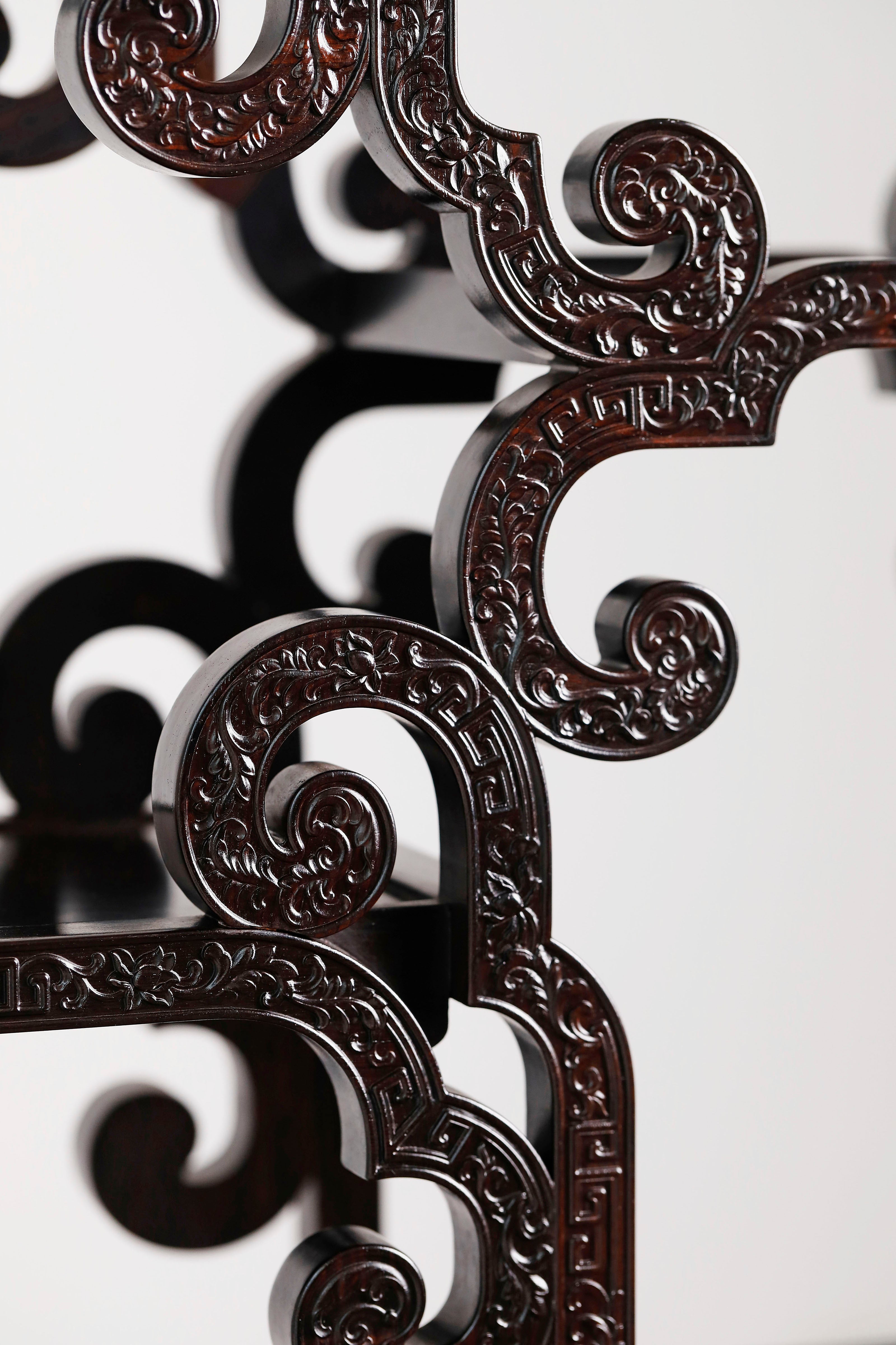 Passionflower Pattern Table with Curtain Relief