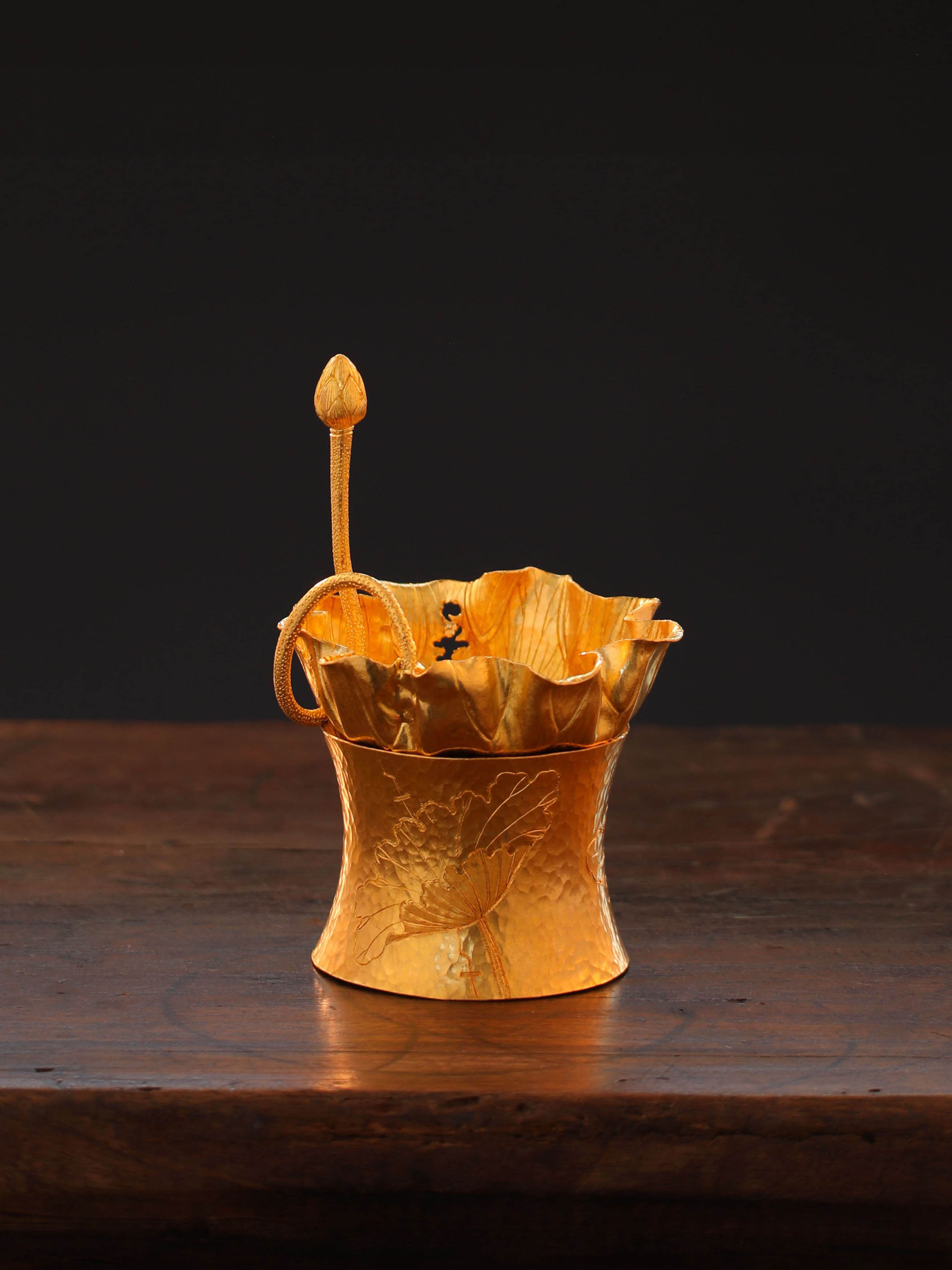 纯金茶漏