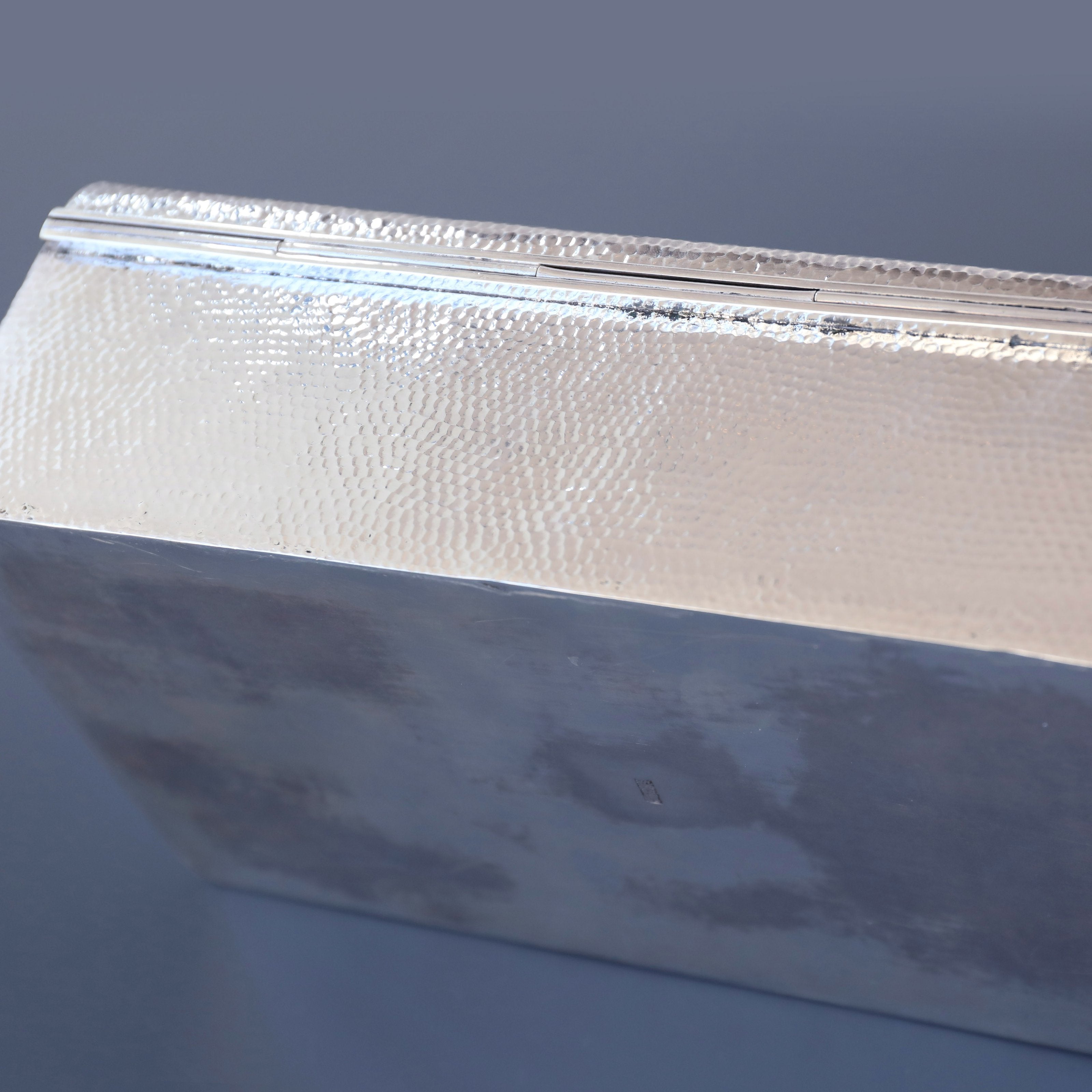 中國回流純銀大茶盒/雪茄盒