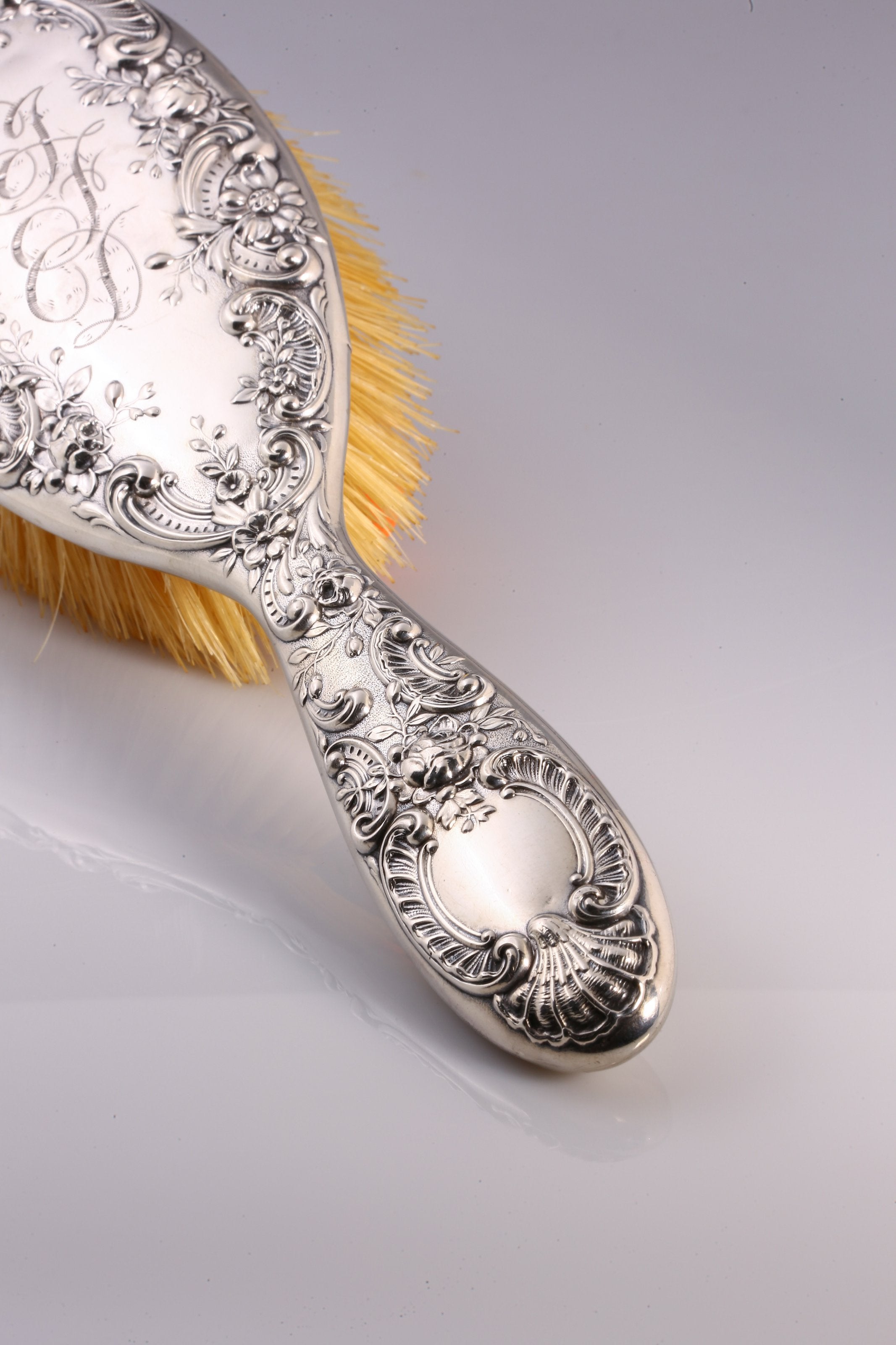 美国古董纯银长柄刷