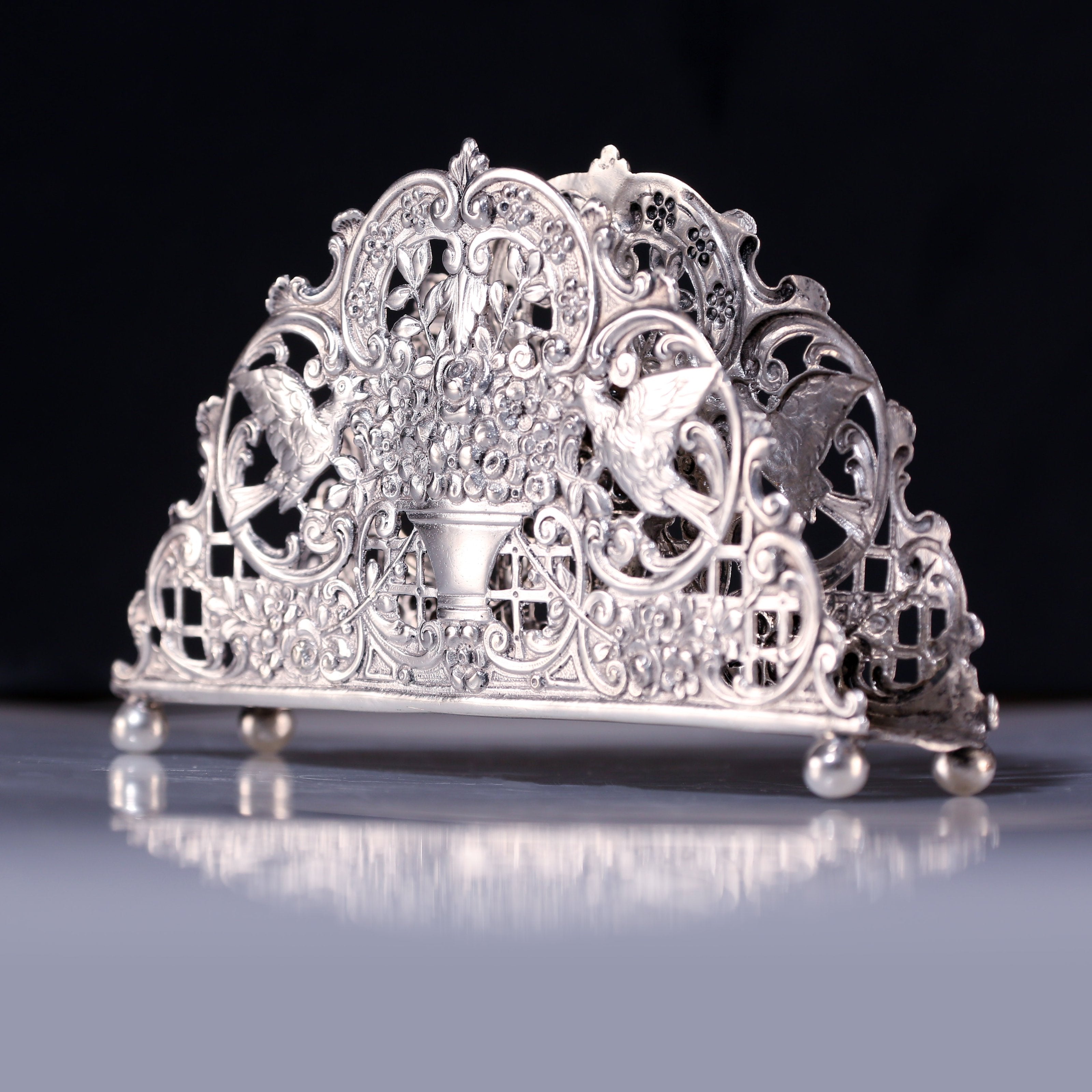 欧洲古董纯银花果纸巾架