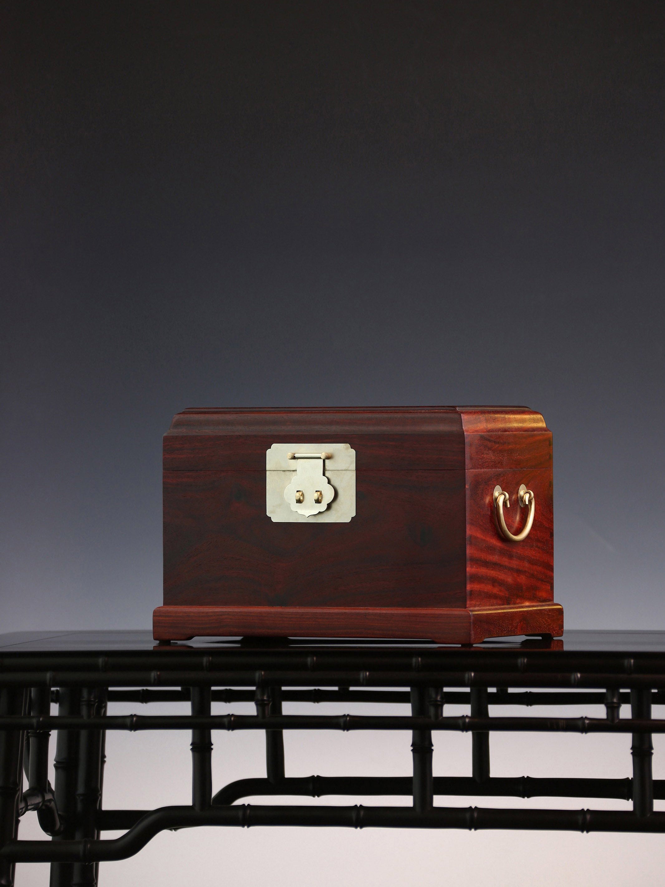 赞比亚紫檀官皮箱