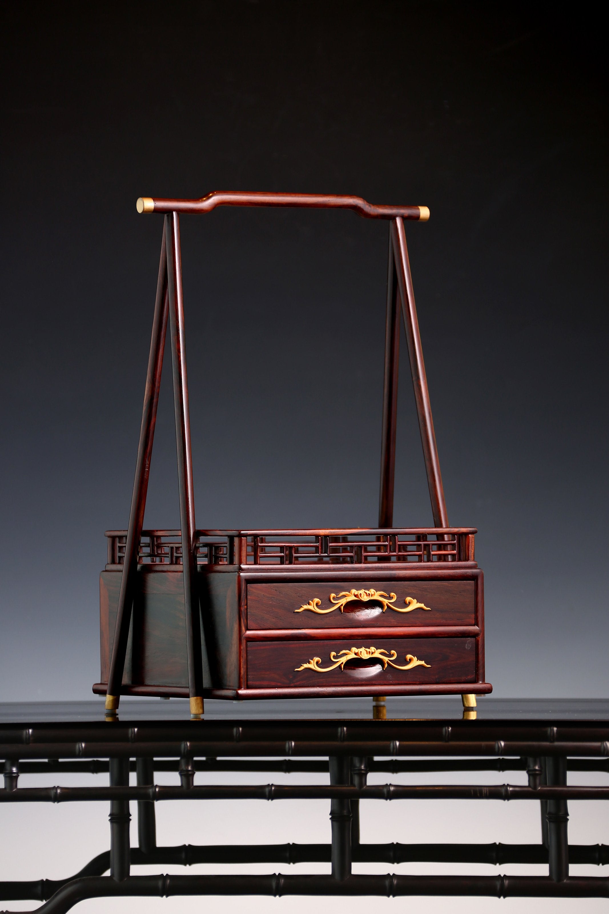 大红酸枝 提梁茶盒