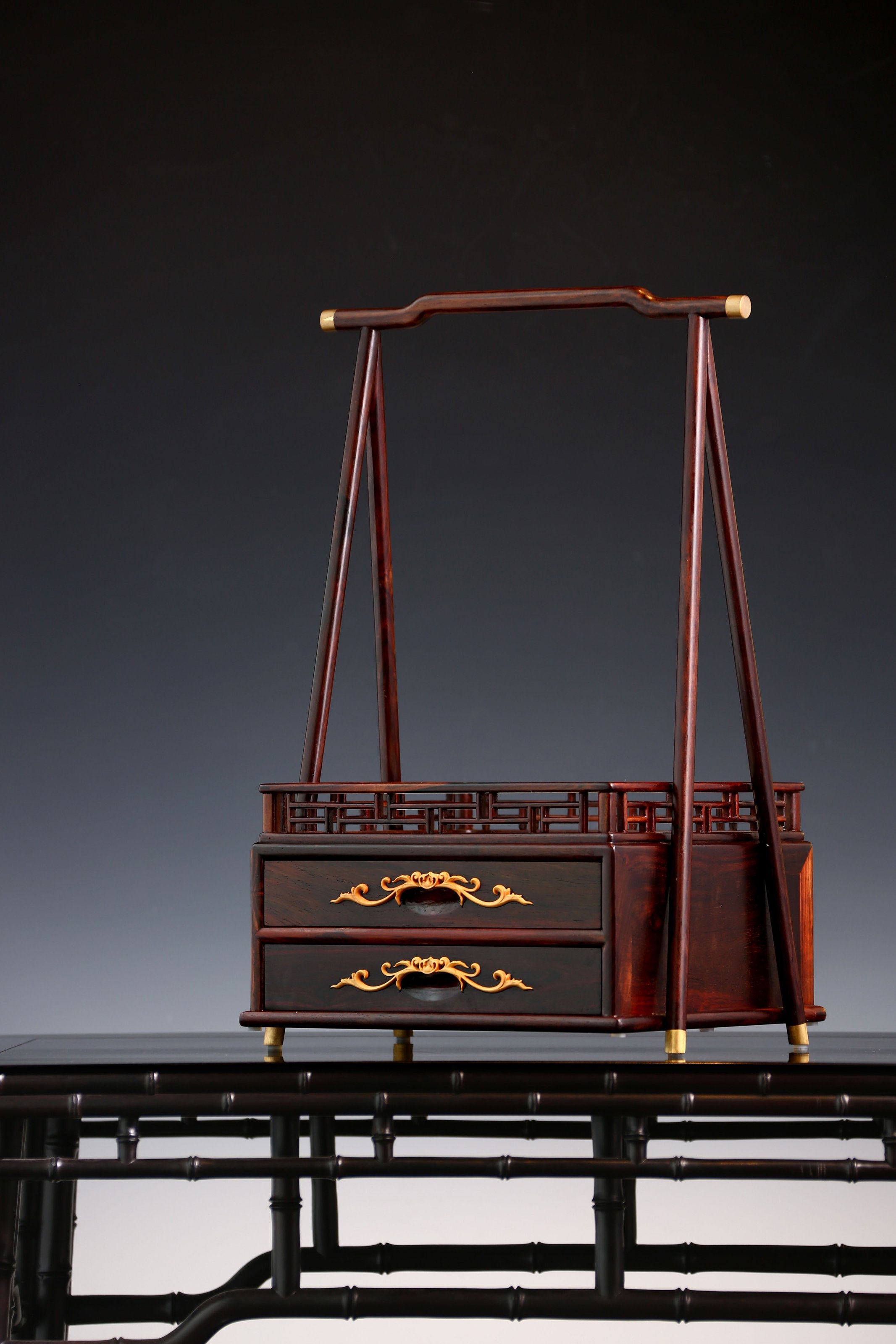 大红酸枝 提梁茶盒