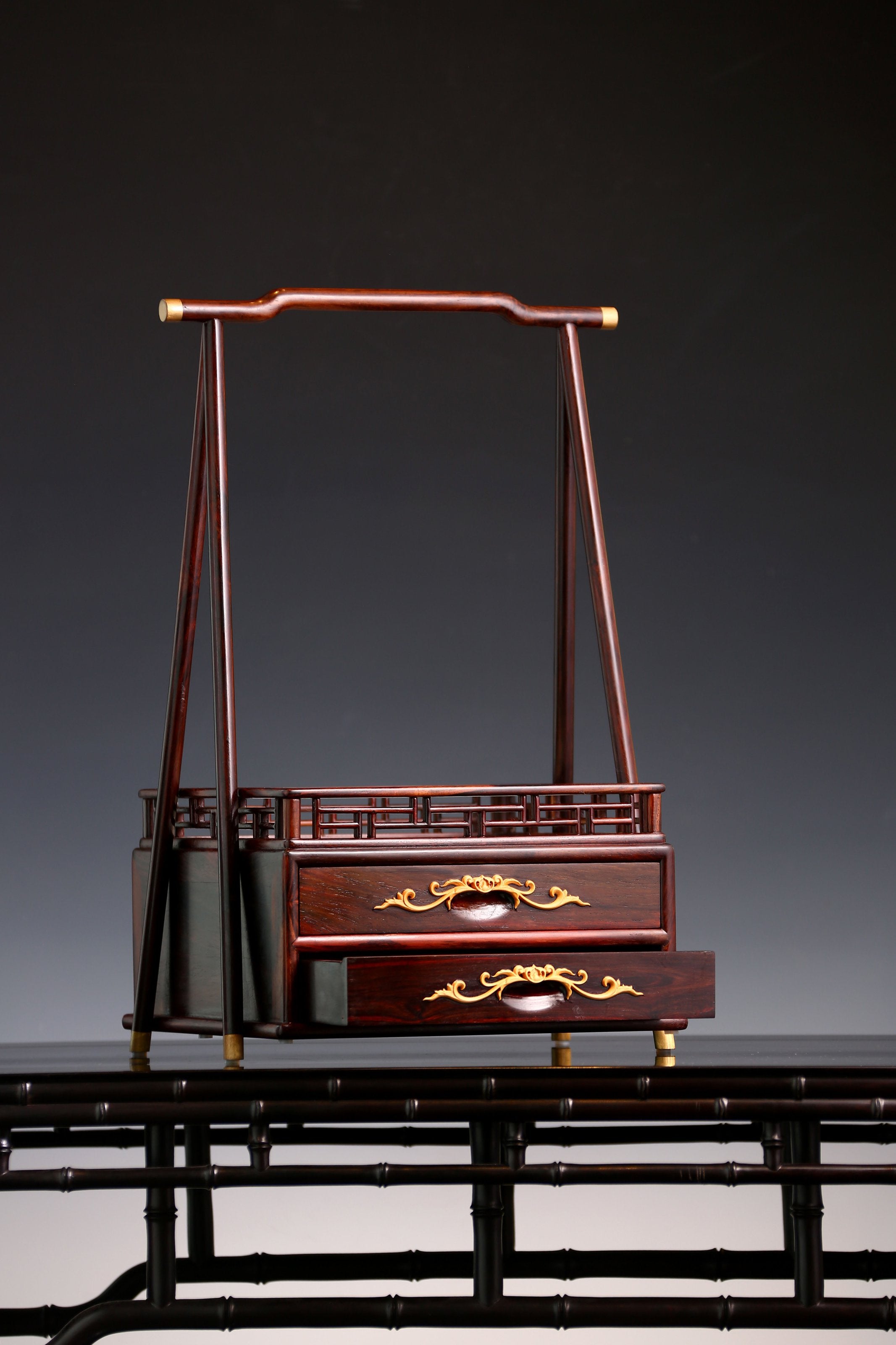 大红酸枝 提梁茶盒