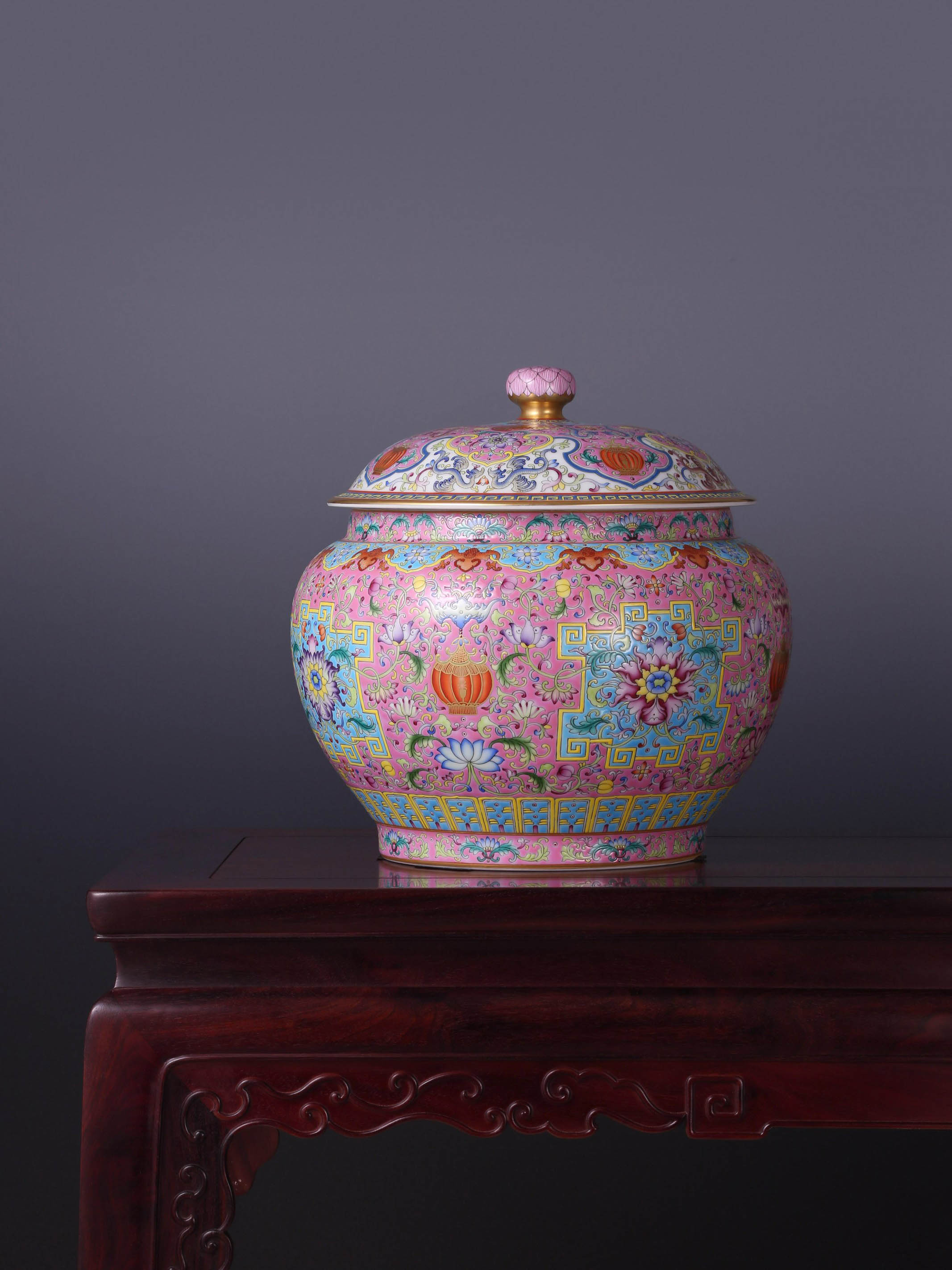 缠枝宝相花福寿大茶罐