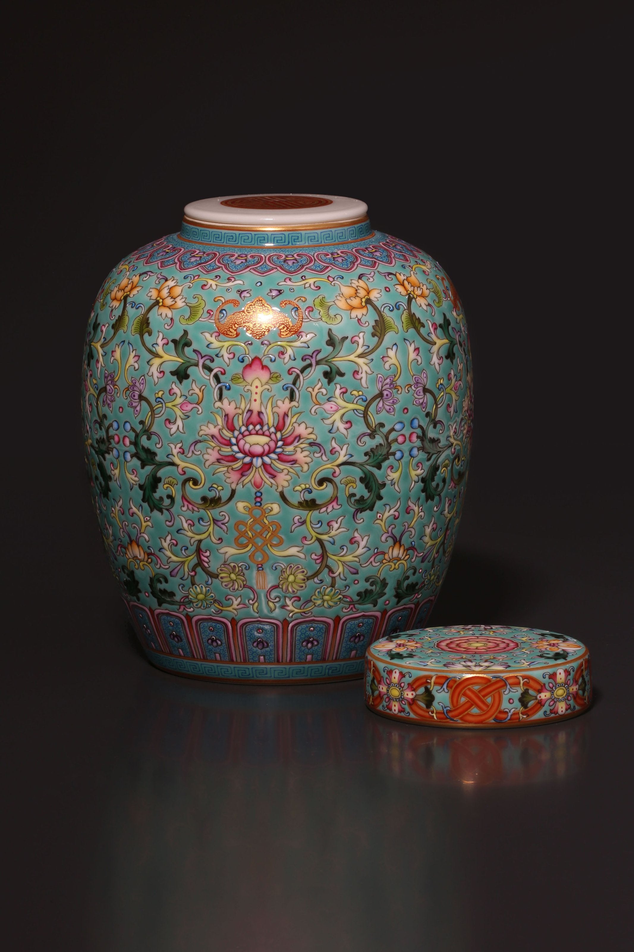 珐琅彩福运延绵天字罐