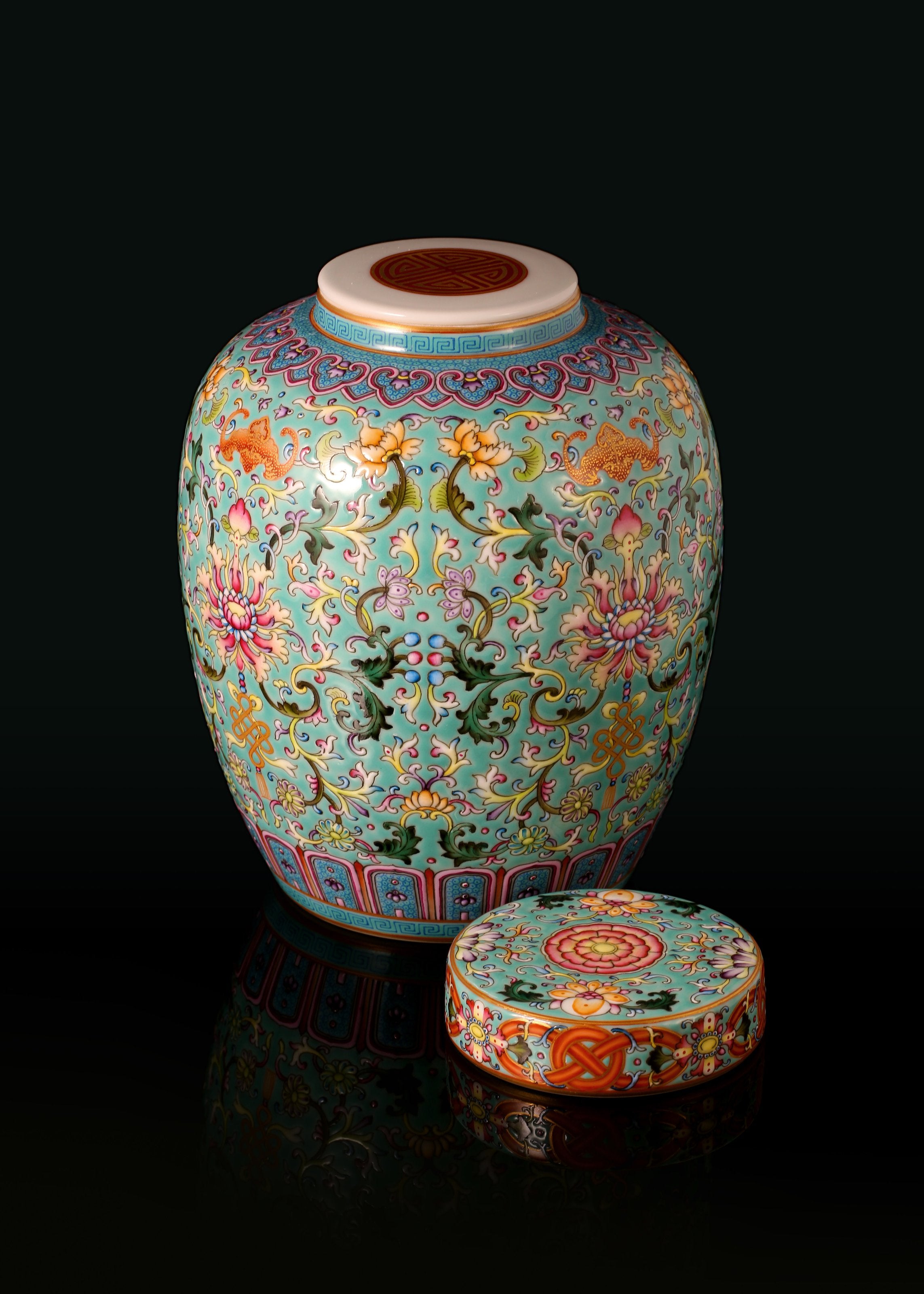 珐琅彩福运延绵天字罐