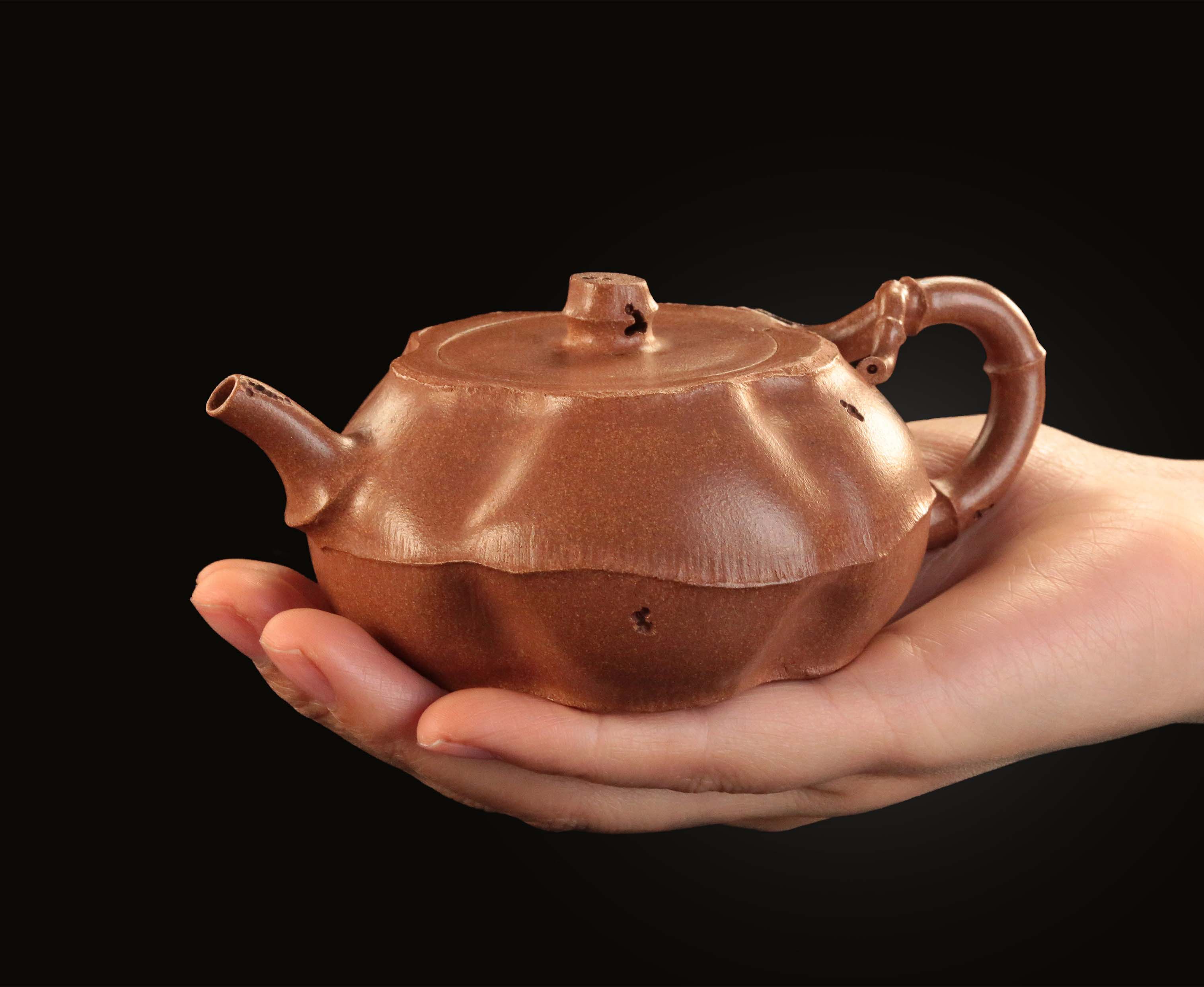 Aged Duan Clay Short Bamboo-joint Teapot