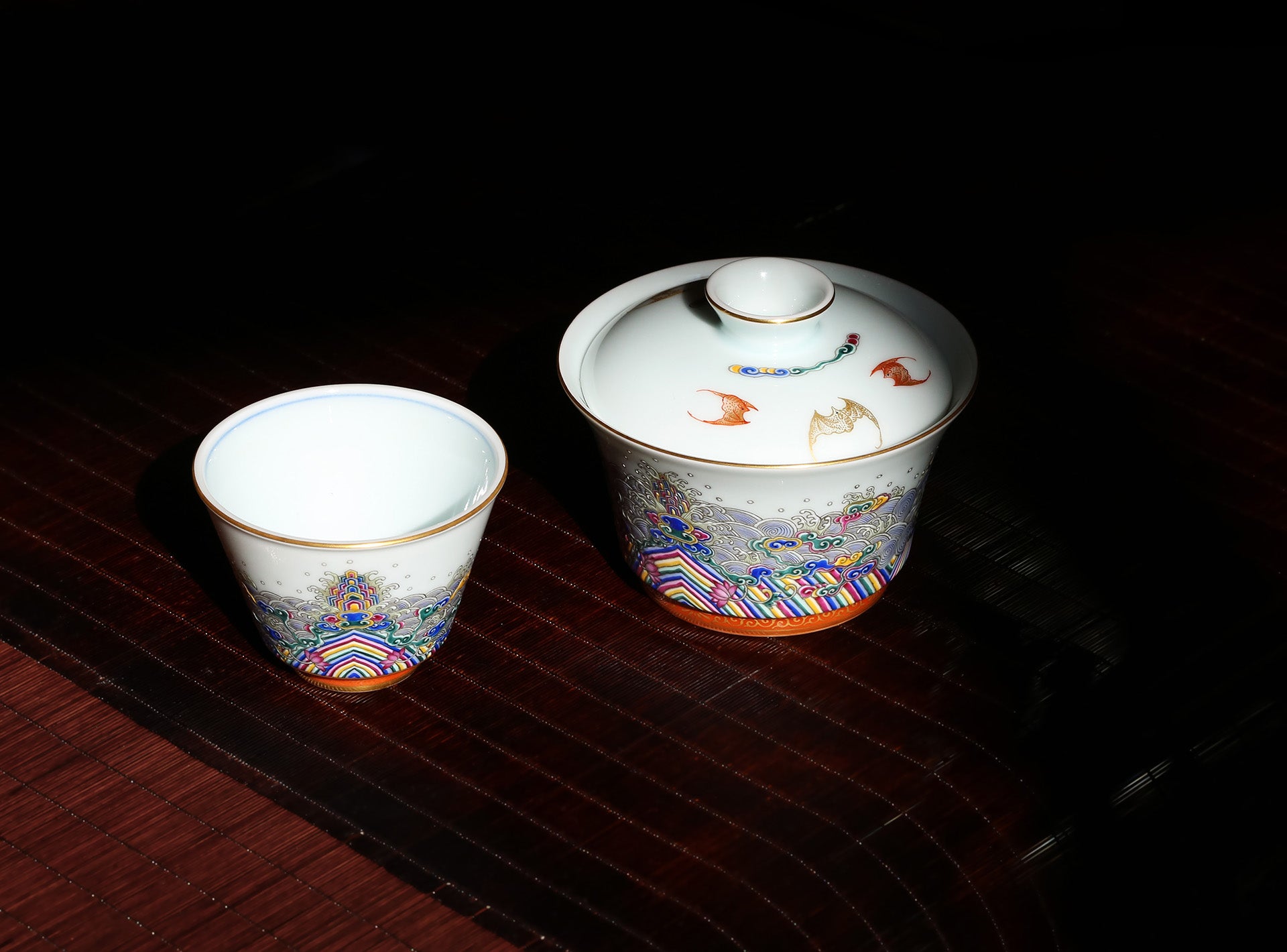 珐琅彩福山寿海盖碗/杯