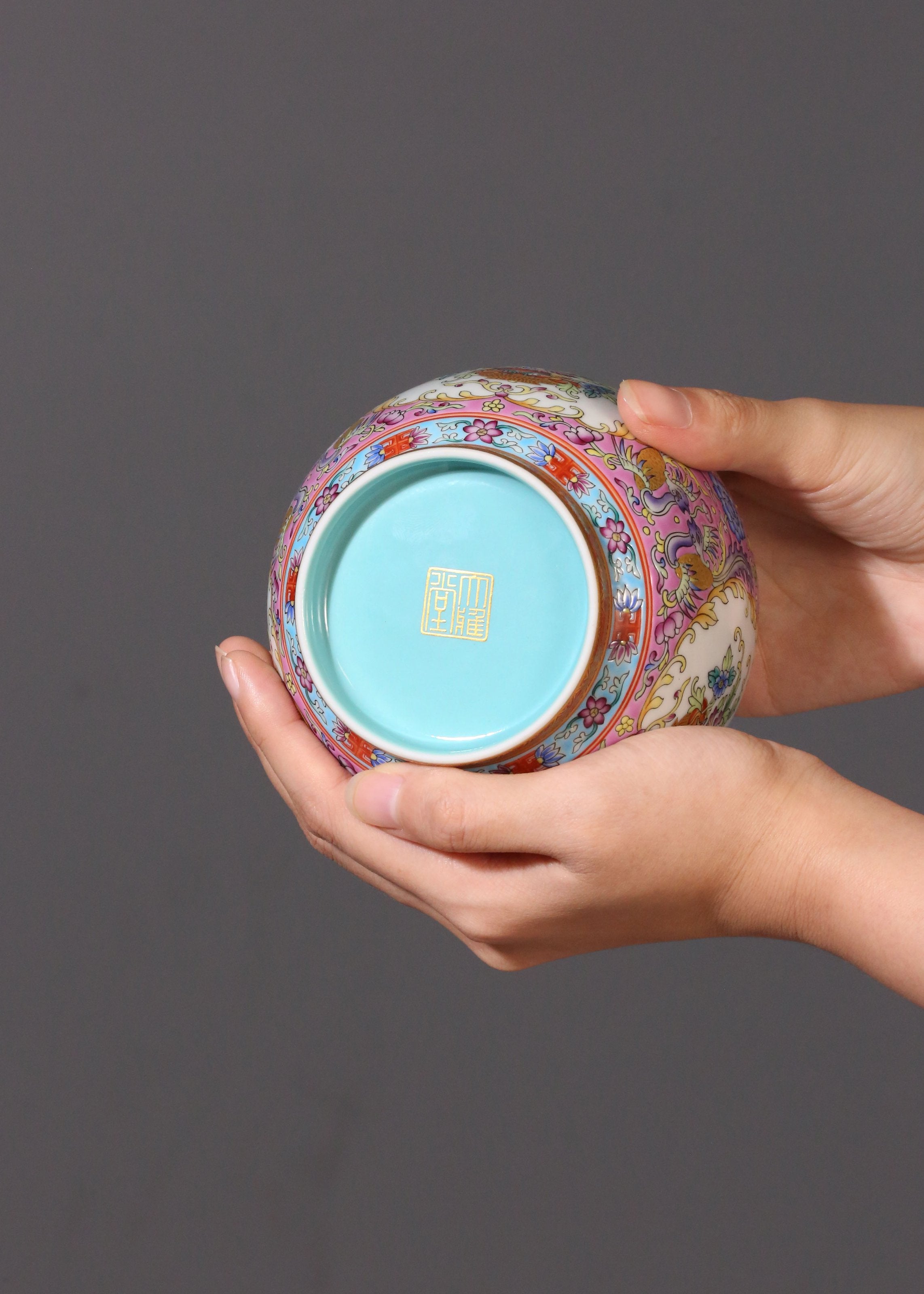 大雅斋珐琅彩花篮瑞凤茶叶罐