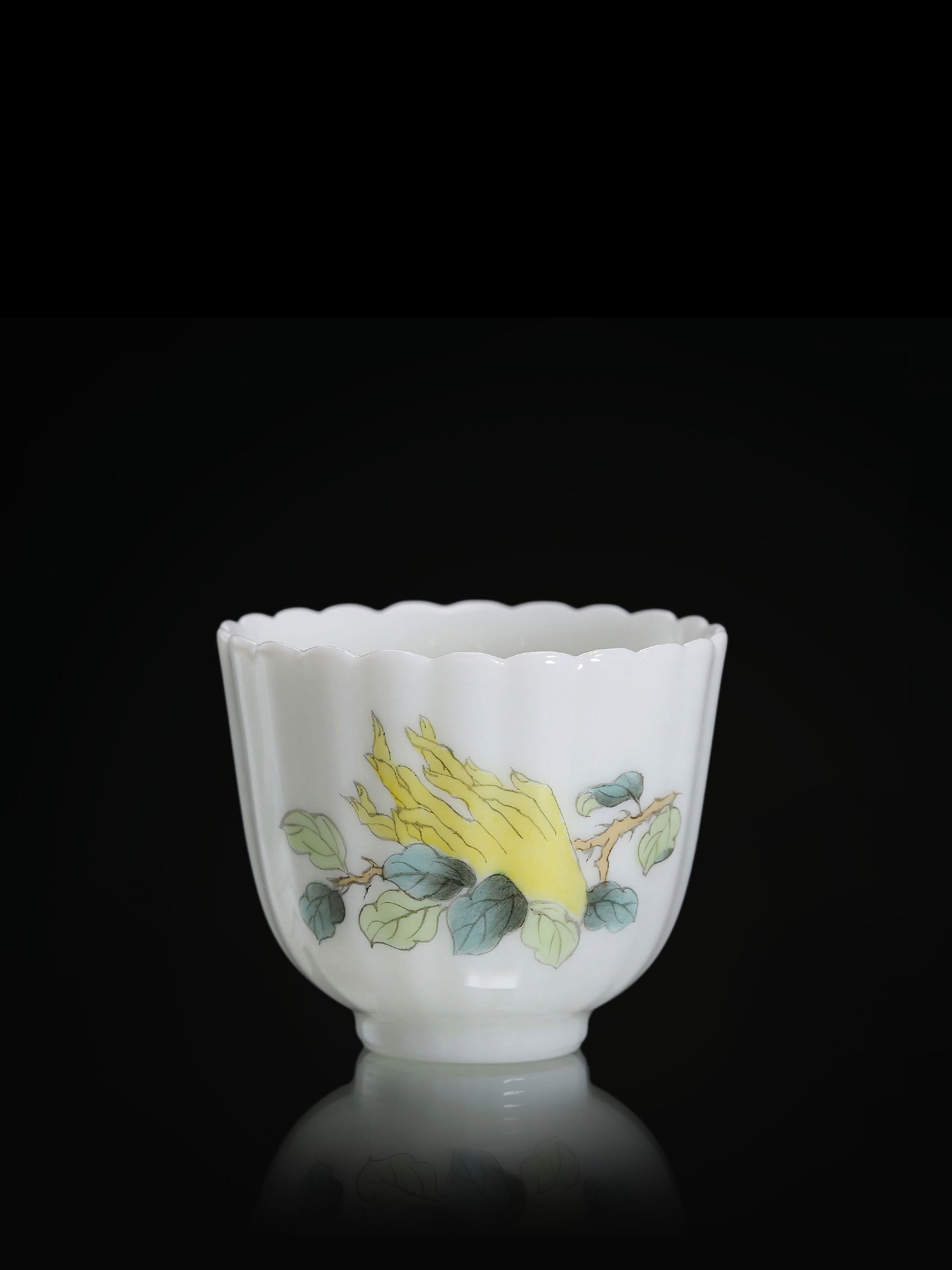 多子多福粉彩品茗杯