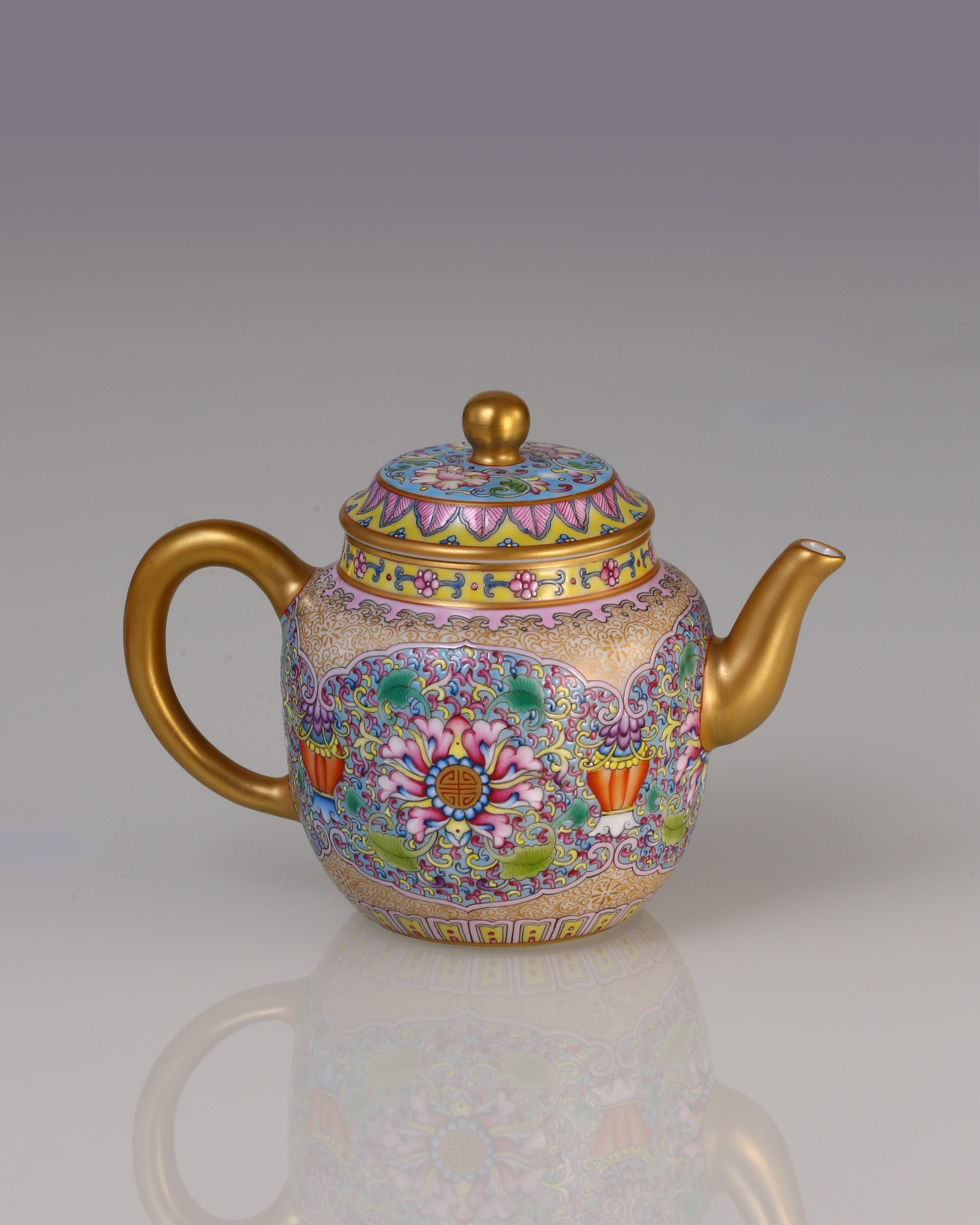 Dayazhai Guyuexuan Palace Lantern Pot