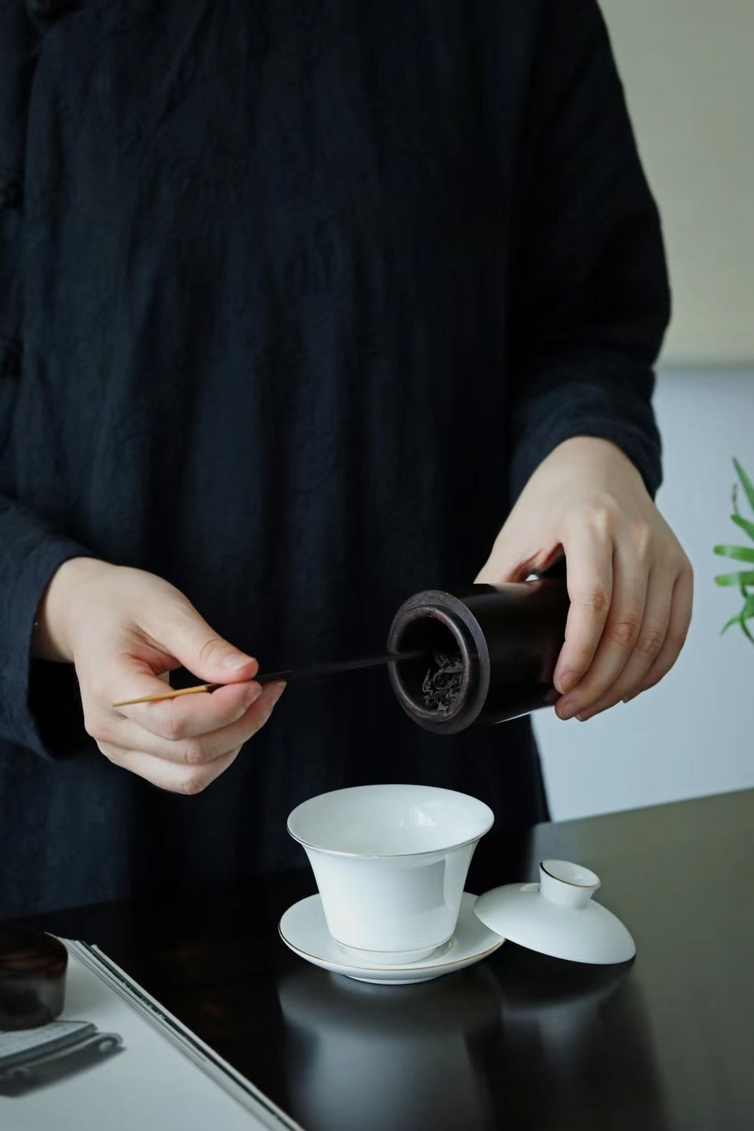 海南黄花梨茶叶罐