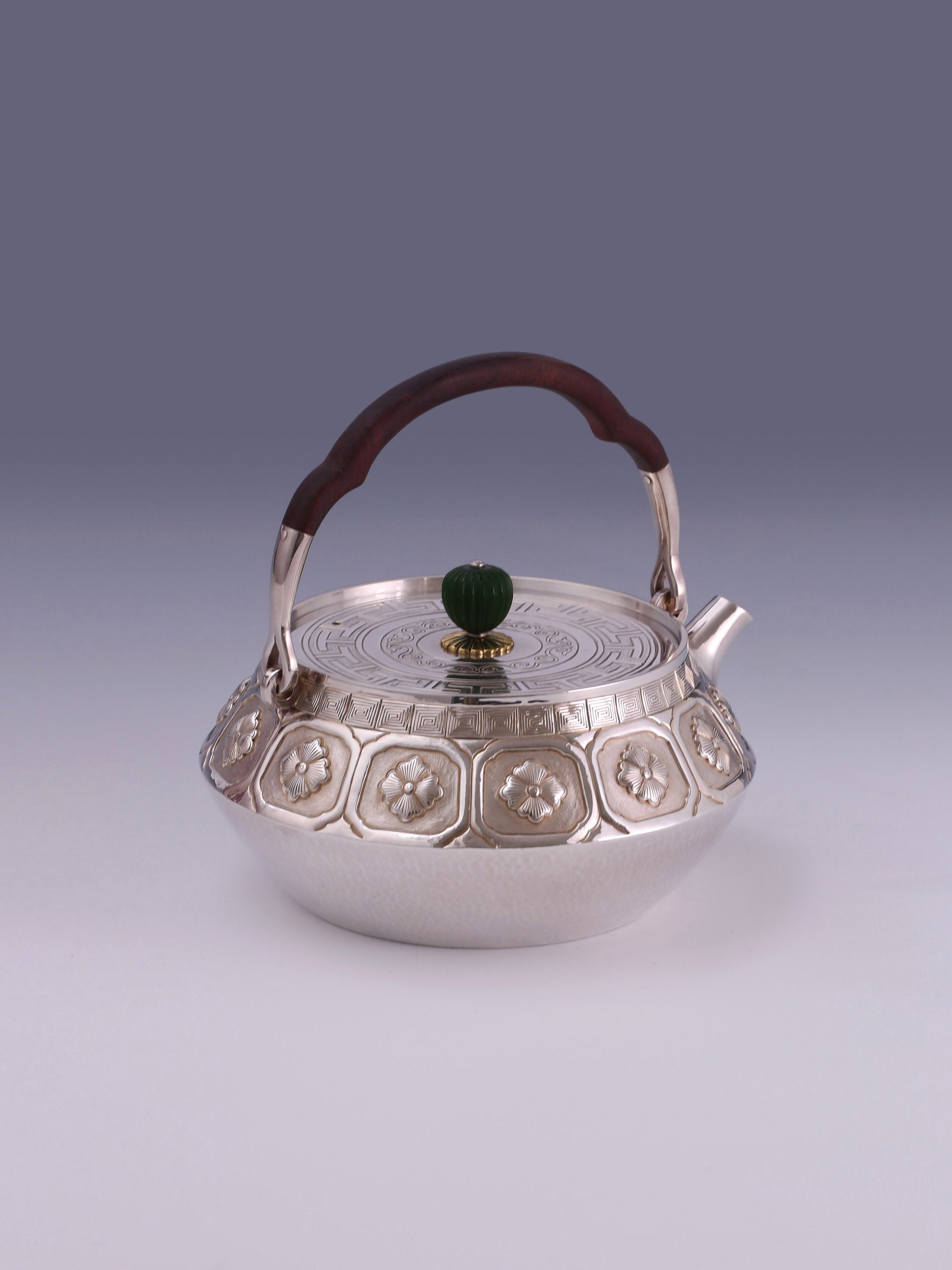 海棠花木把燒水銀壺