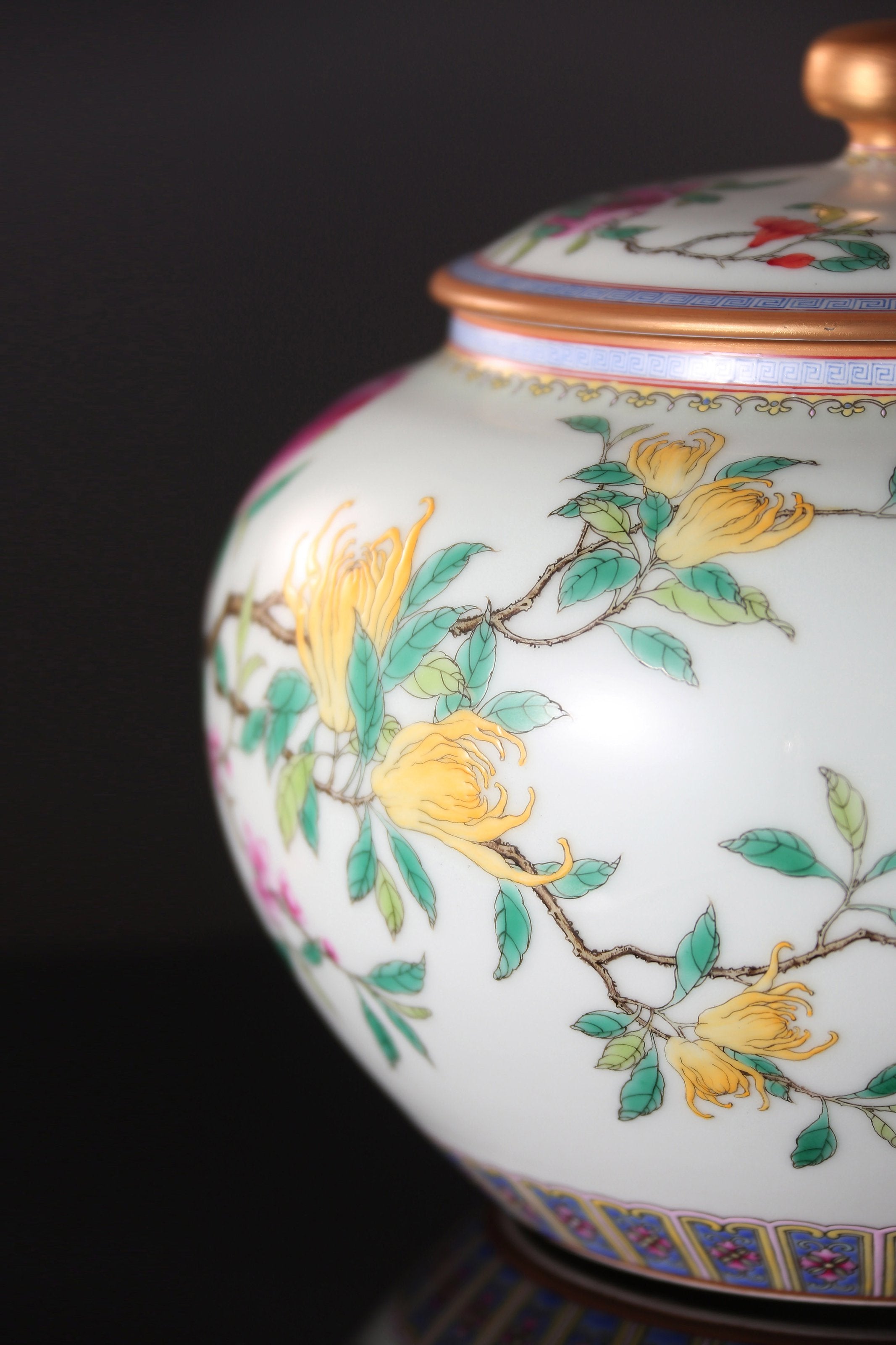 Famille Rose Three-Blessing Pearl Jar