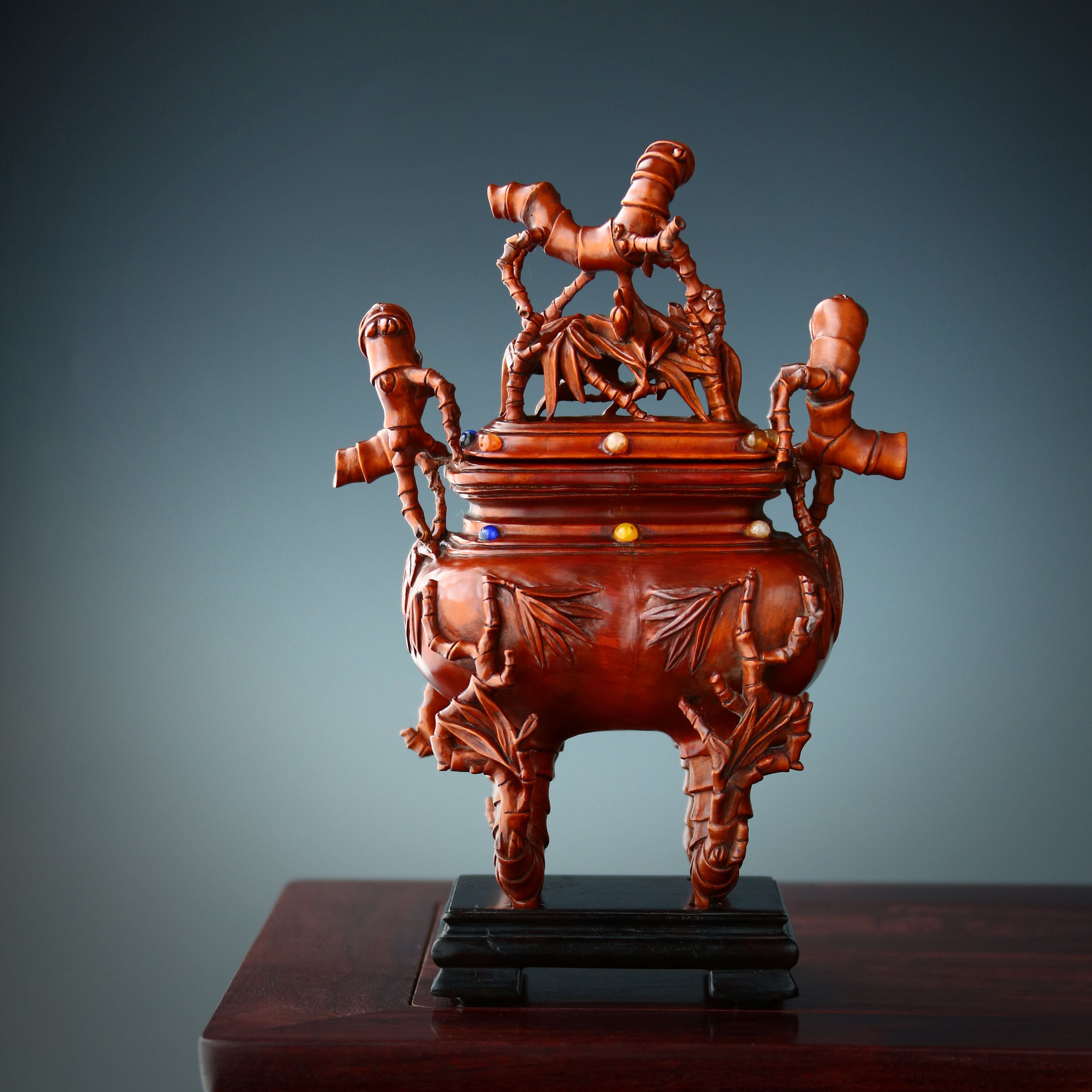 节节高升黄杨木雕香炉