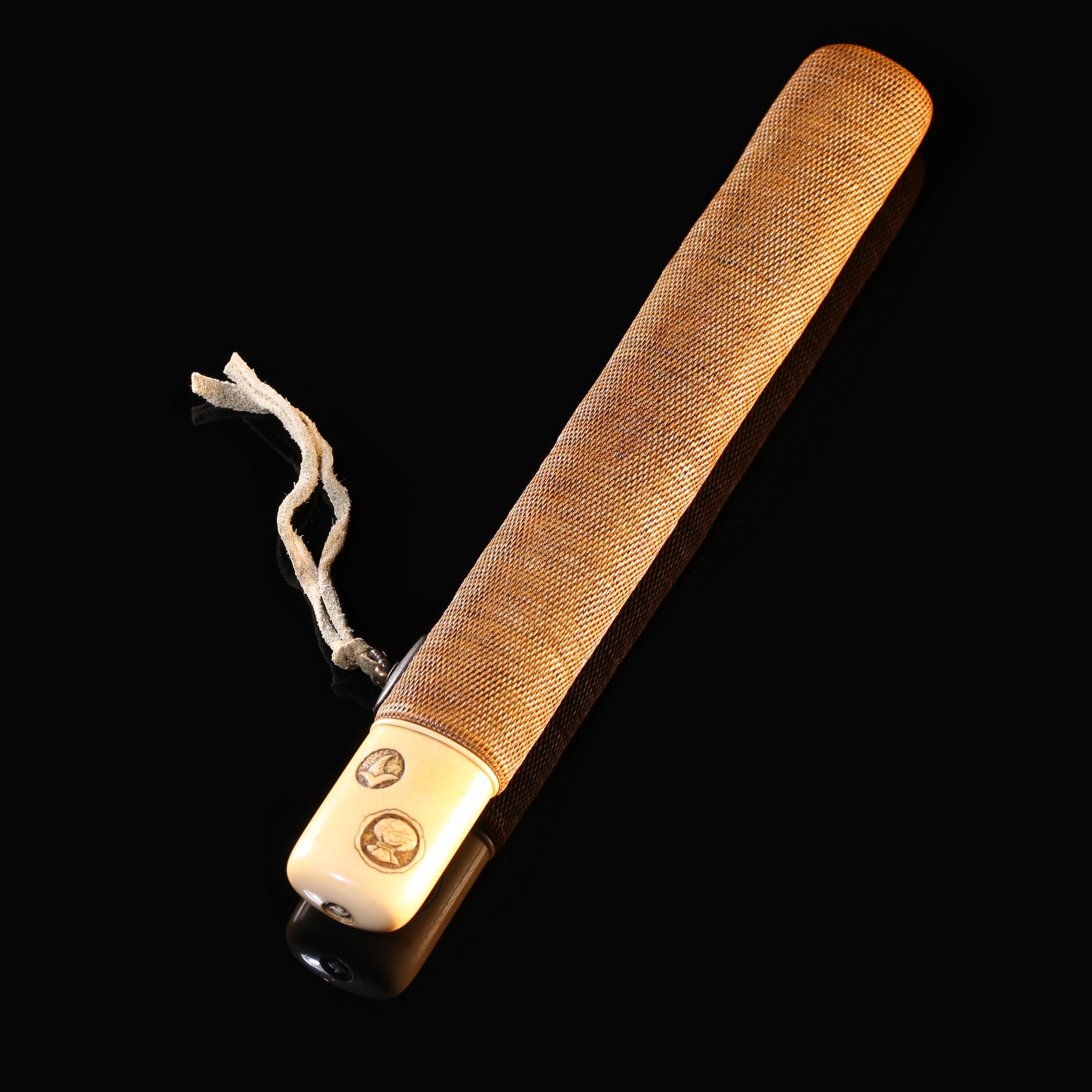 鲸鱼须编织香筒