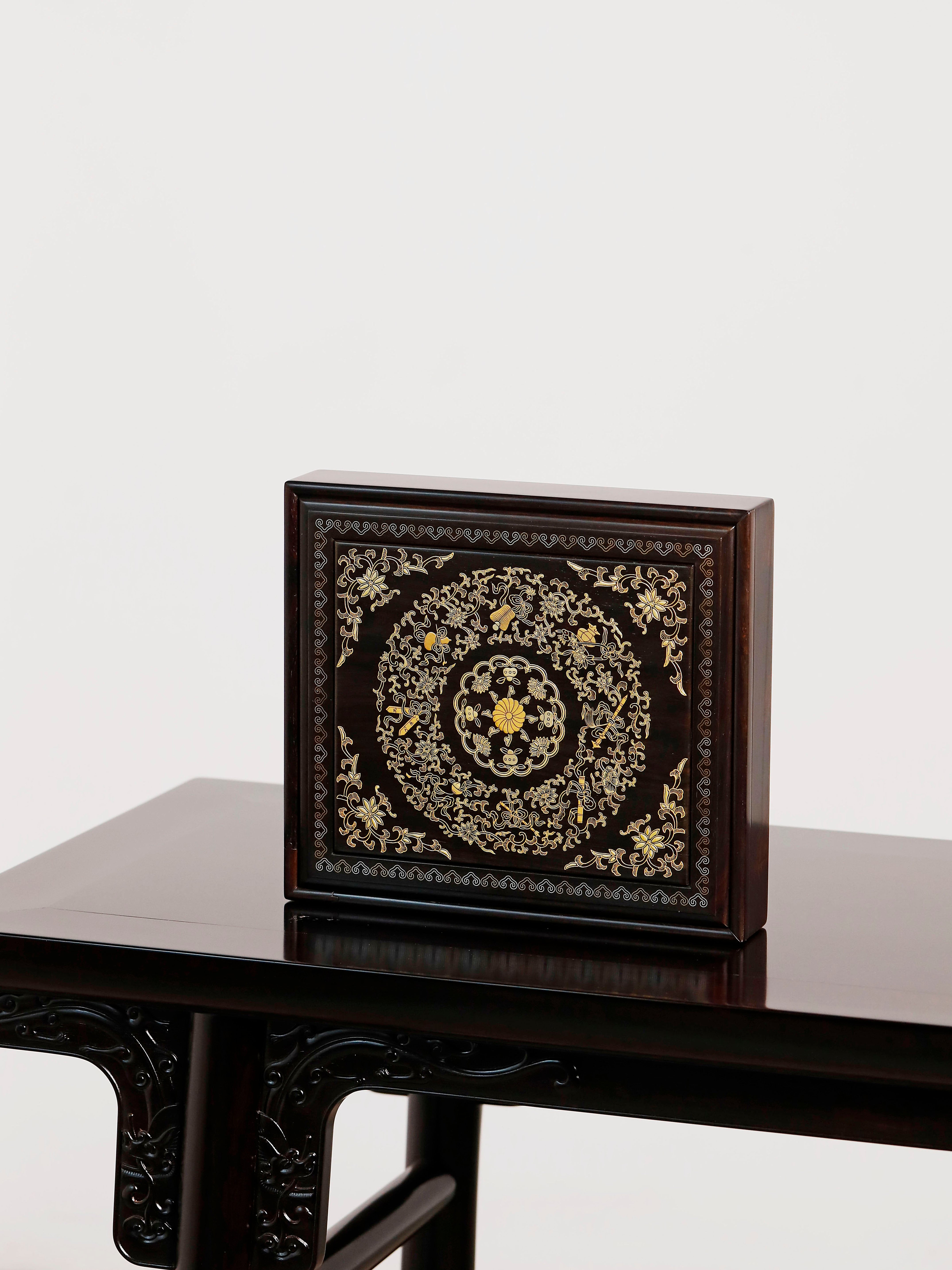 紫光檀吉祥八宝/宝相花描金抽拉茶盒