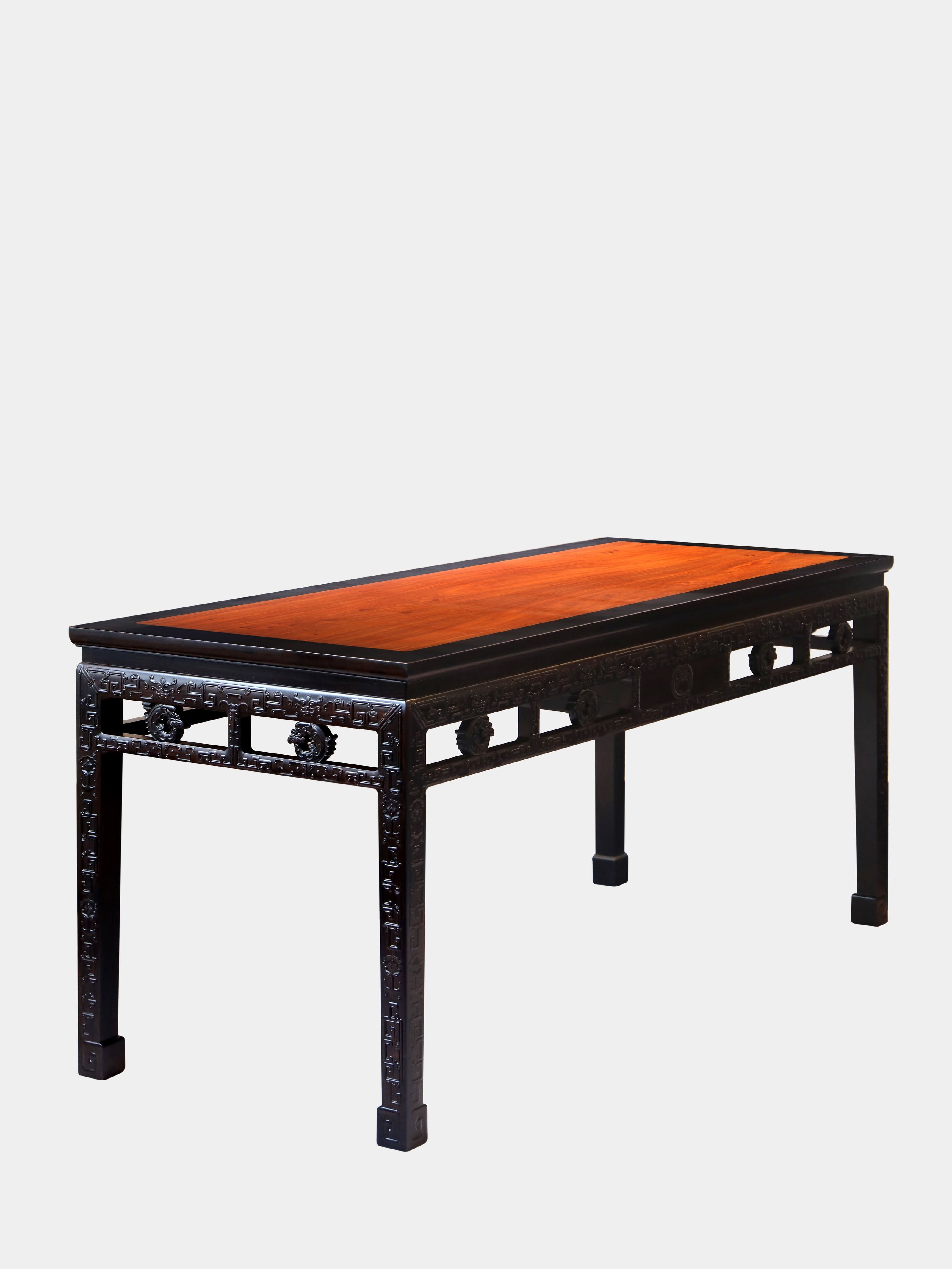 Purple sandalwood tea table with kui dragon pattern