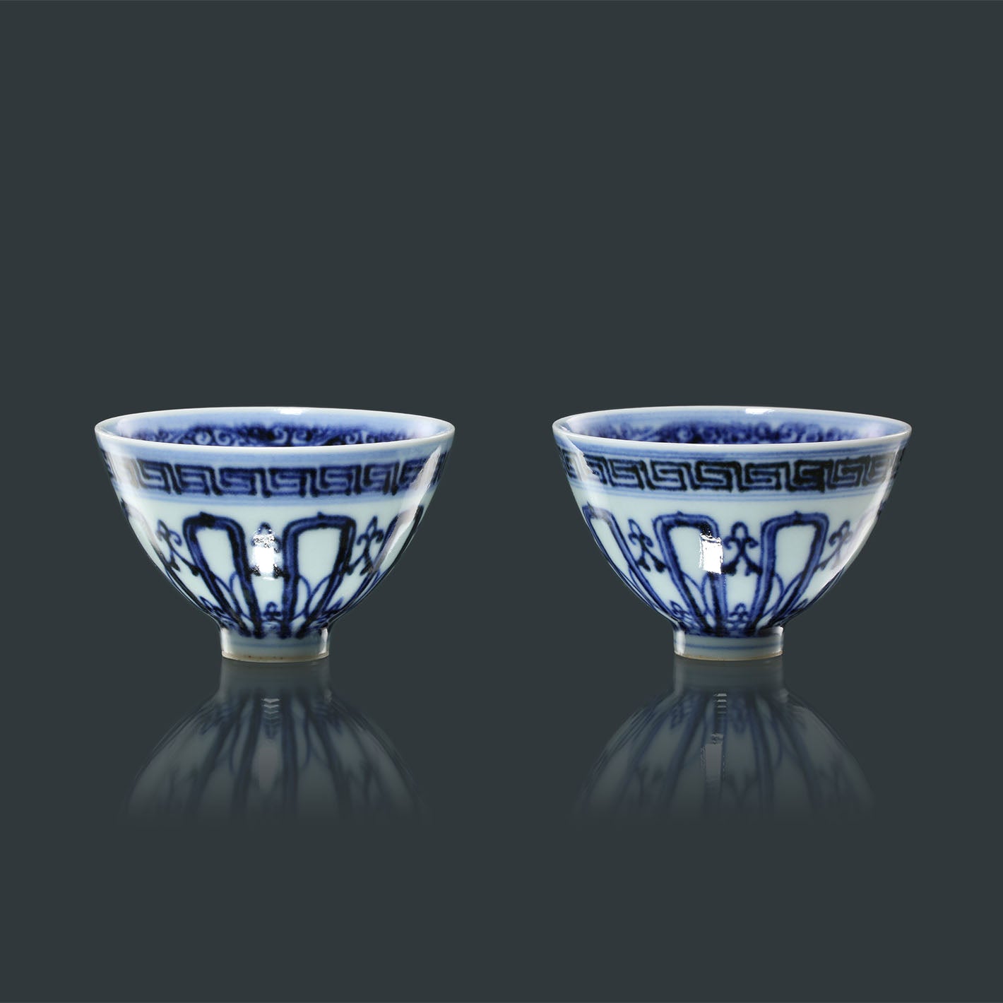 Lotus Petal & Meander Motif Flared Rim Floral Gaiwan(lidded bowl)/Chicken Heart Cup