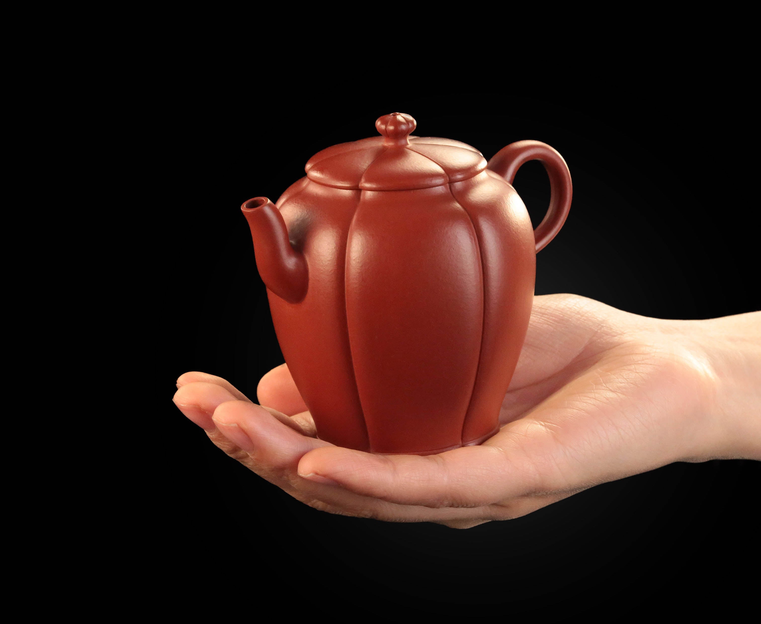 Zhuni Clay Six-Petal Ribbed Teapot