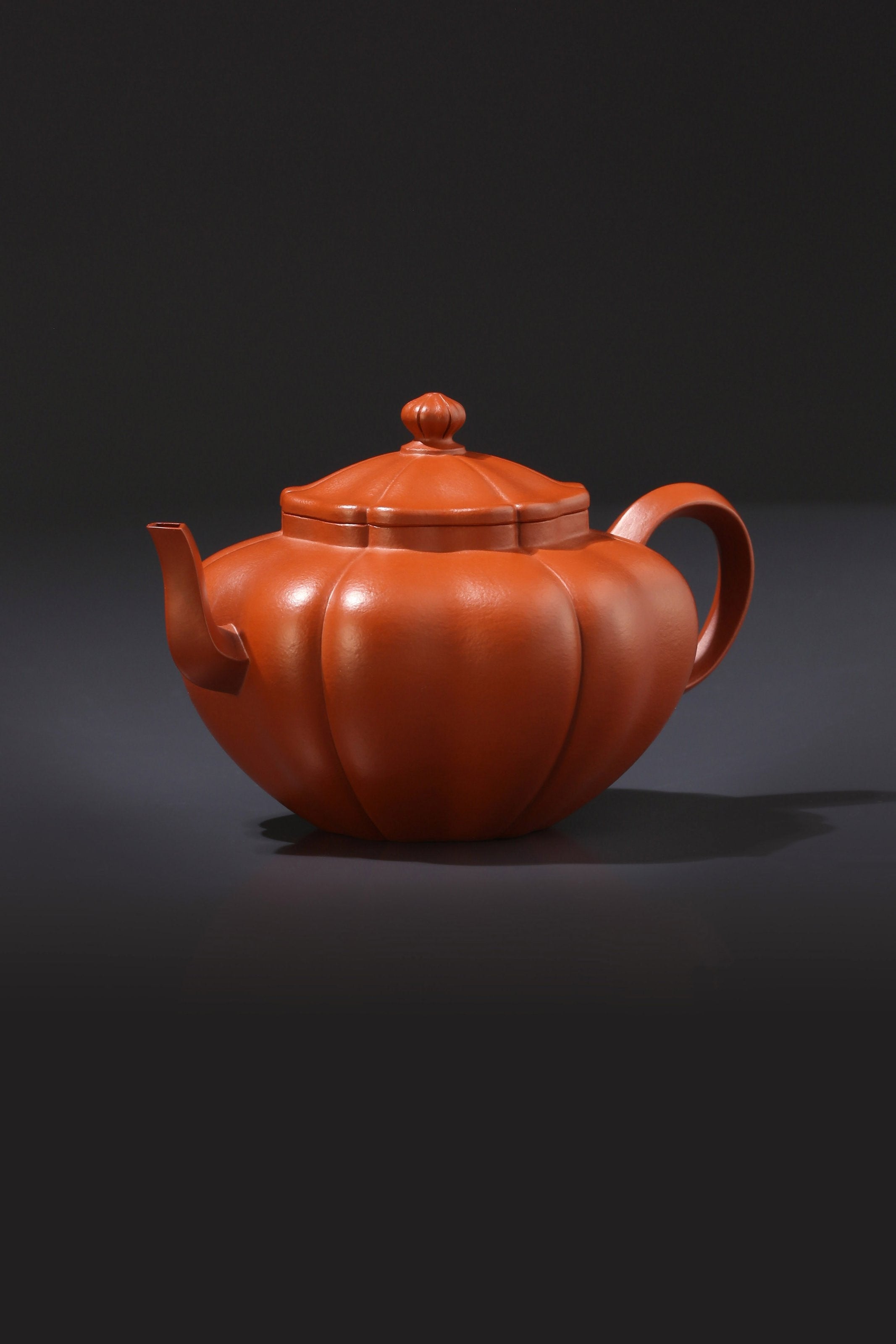 张丽妹制小煤窑朱泥六瓣葵花壶