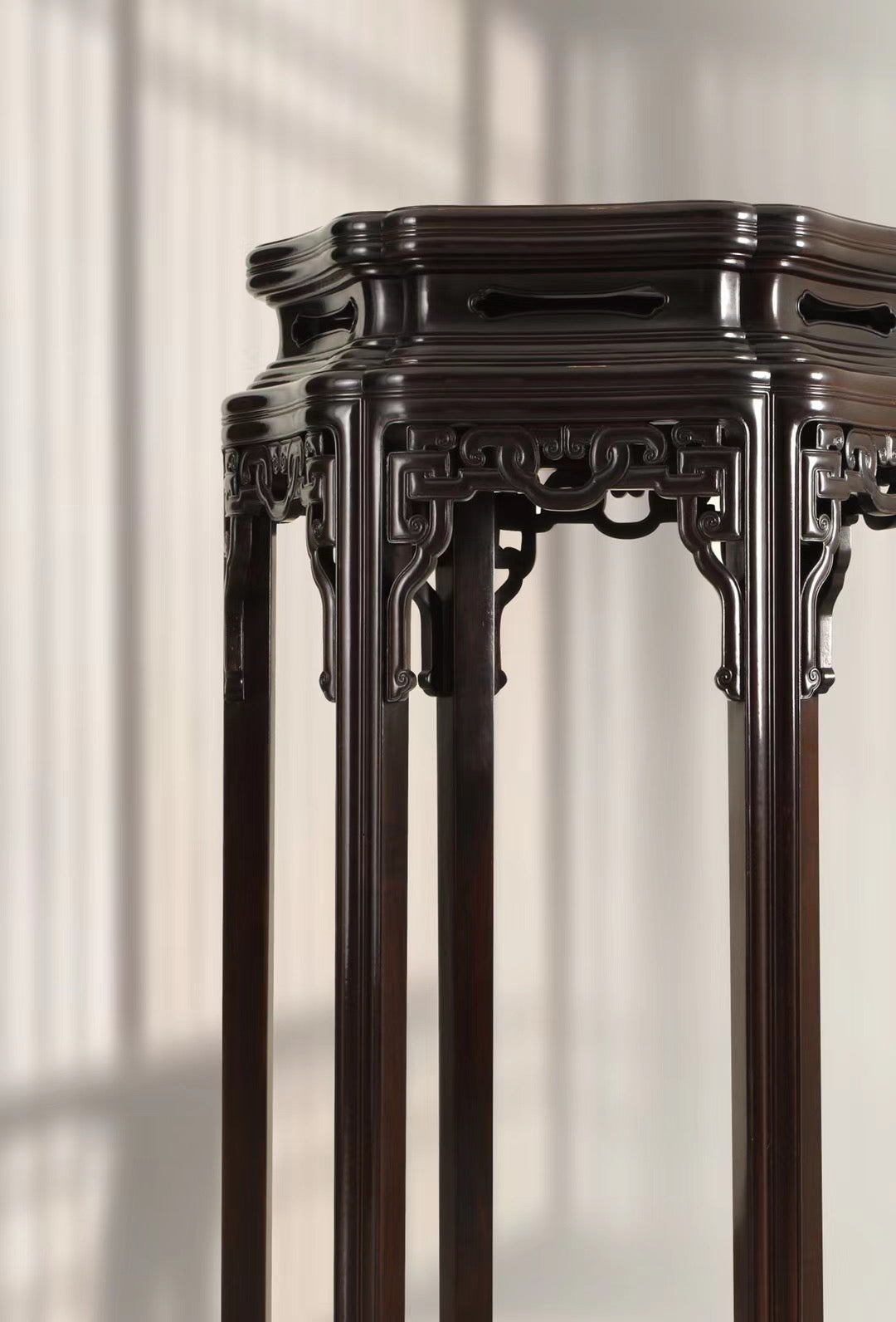 赞比亚紫檀 六角缠枝花几