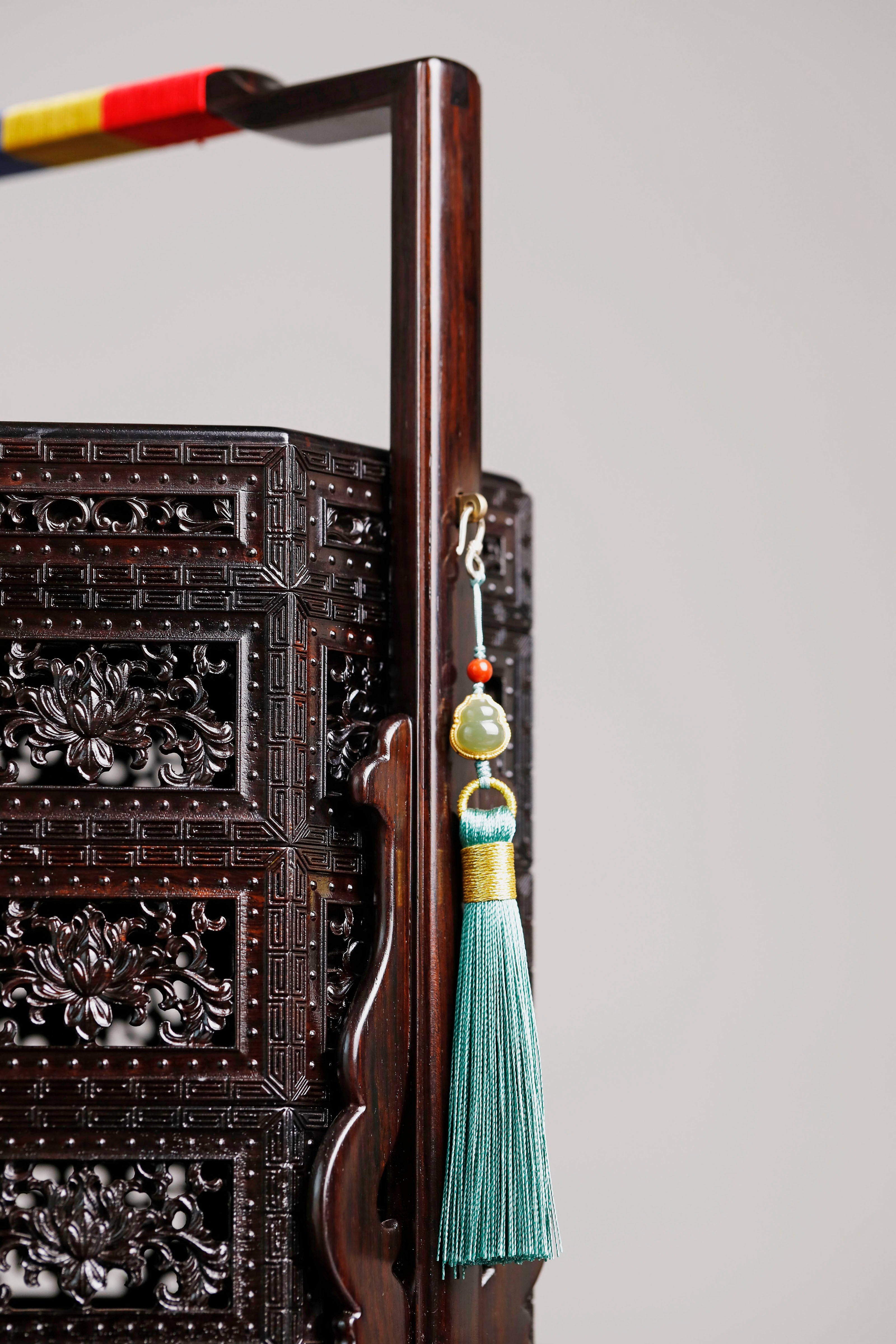 紫光檀鏤空八角提盒