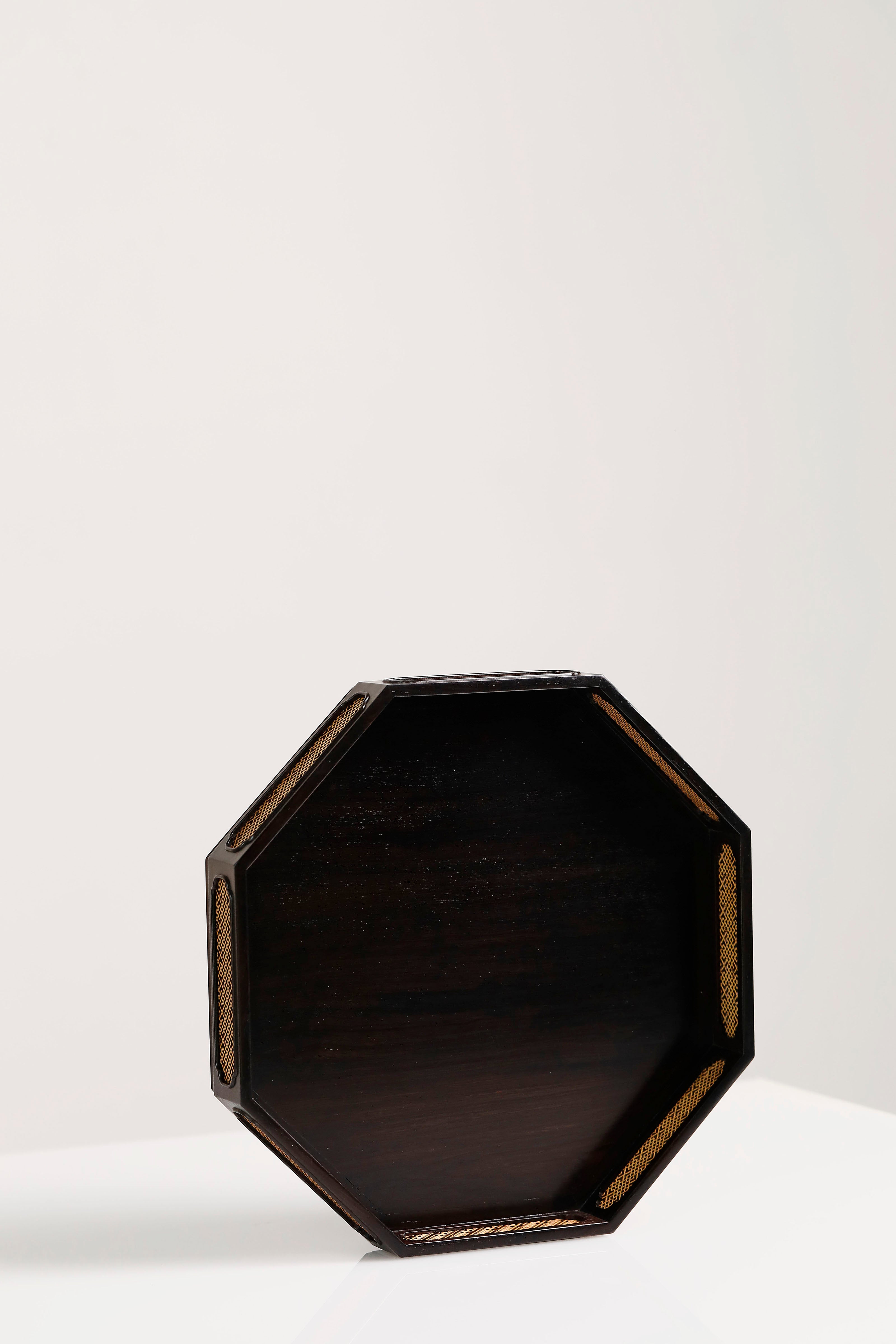 紫光檀嵌黄杨木编织窗格纹八角茶盘