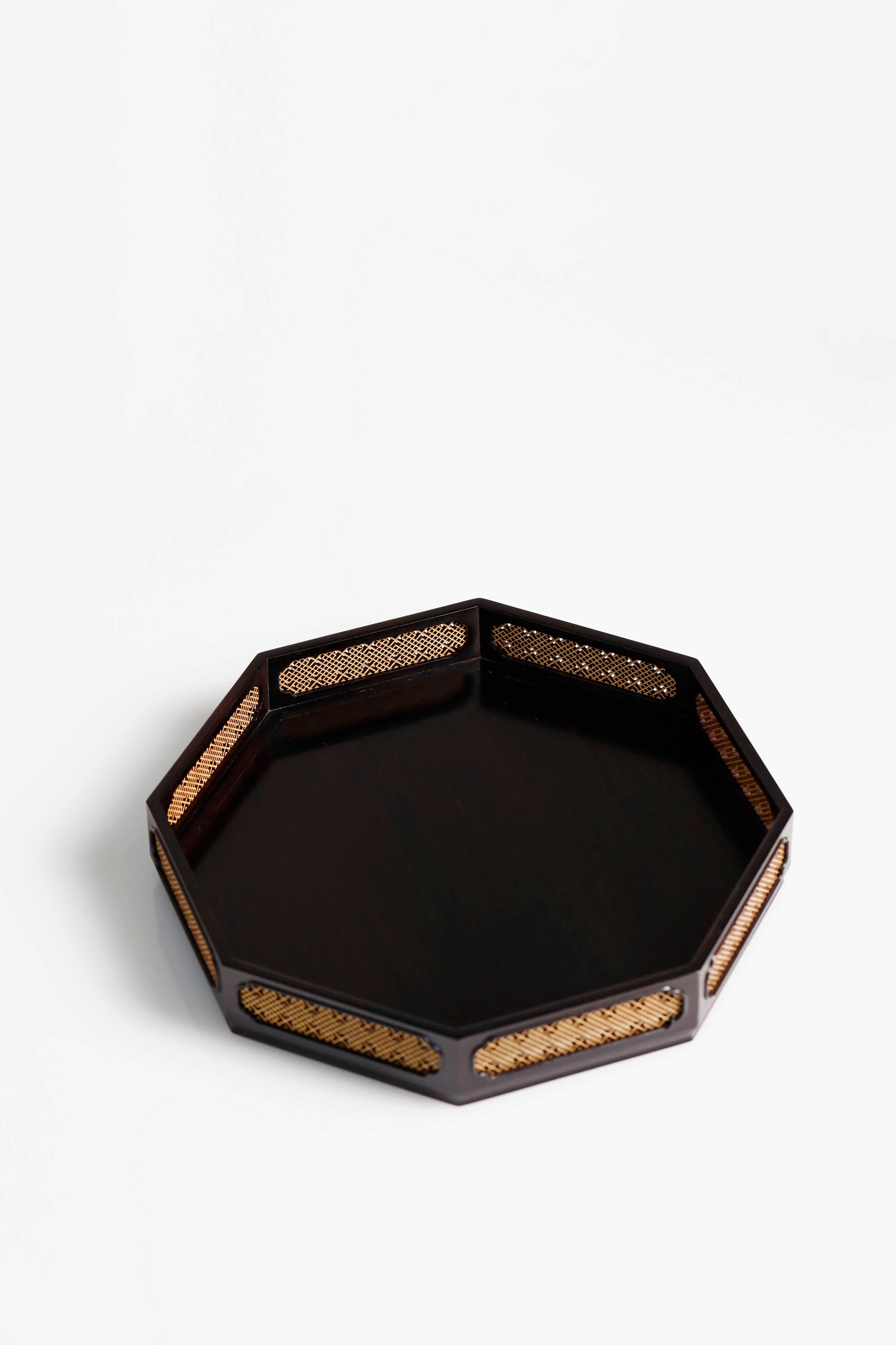 Purple sandalwood inlaid with boxwood woven window lattice pattern octagonal tea tray