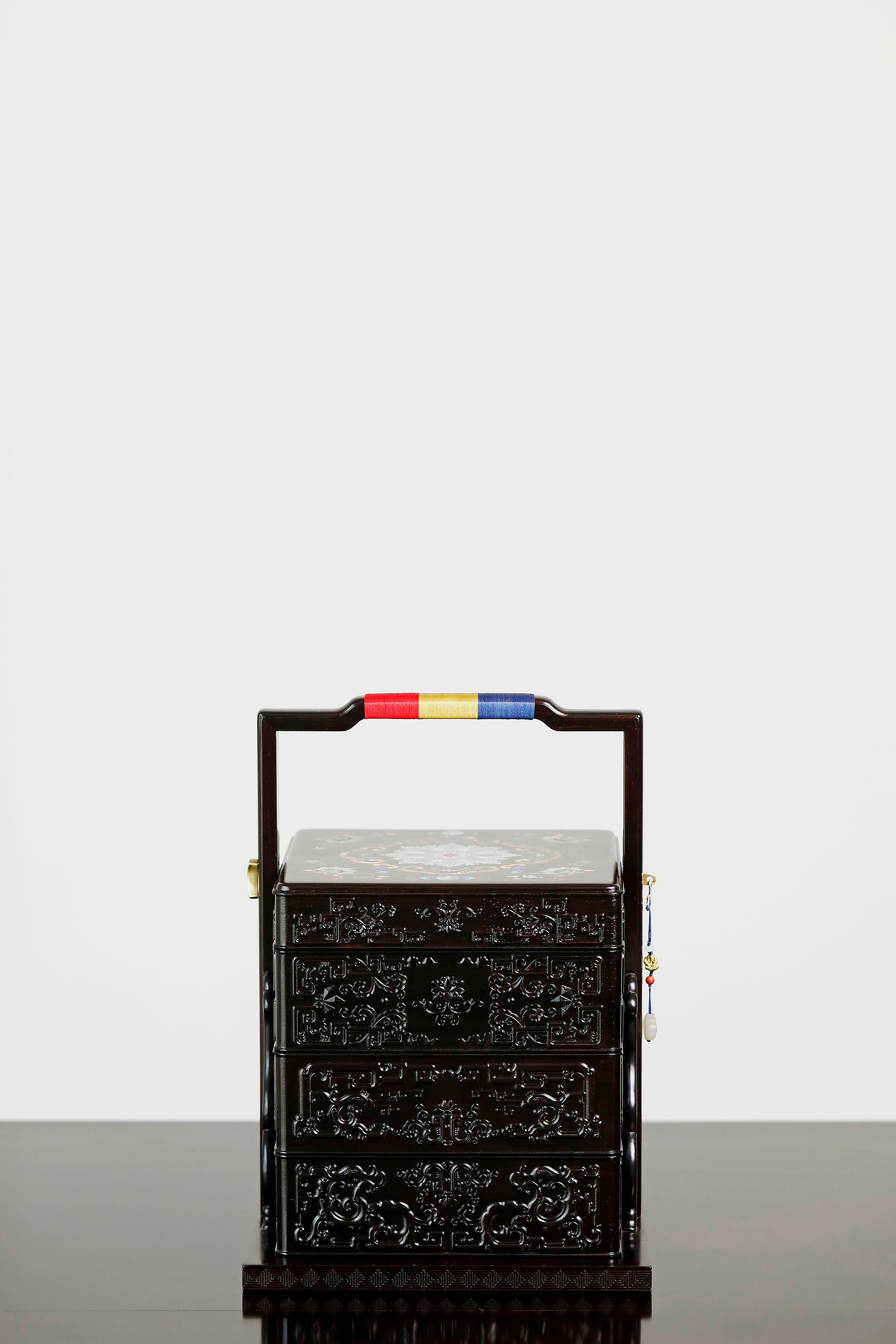 Purple sandalwood square box inlaid with mother-of-pearl and passionflower design