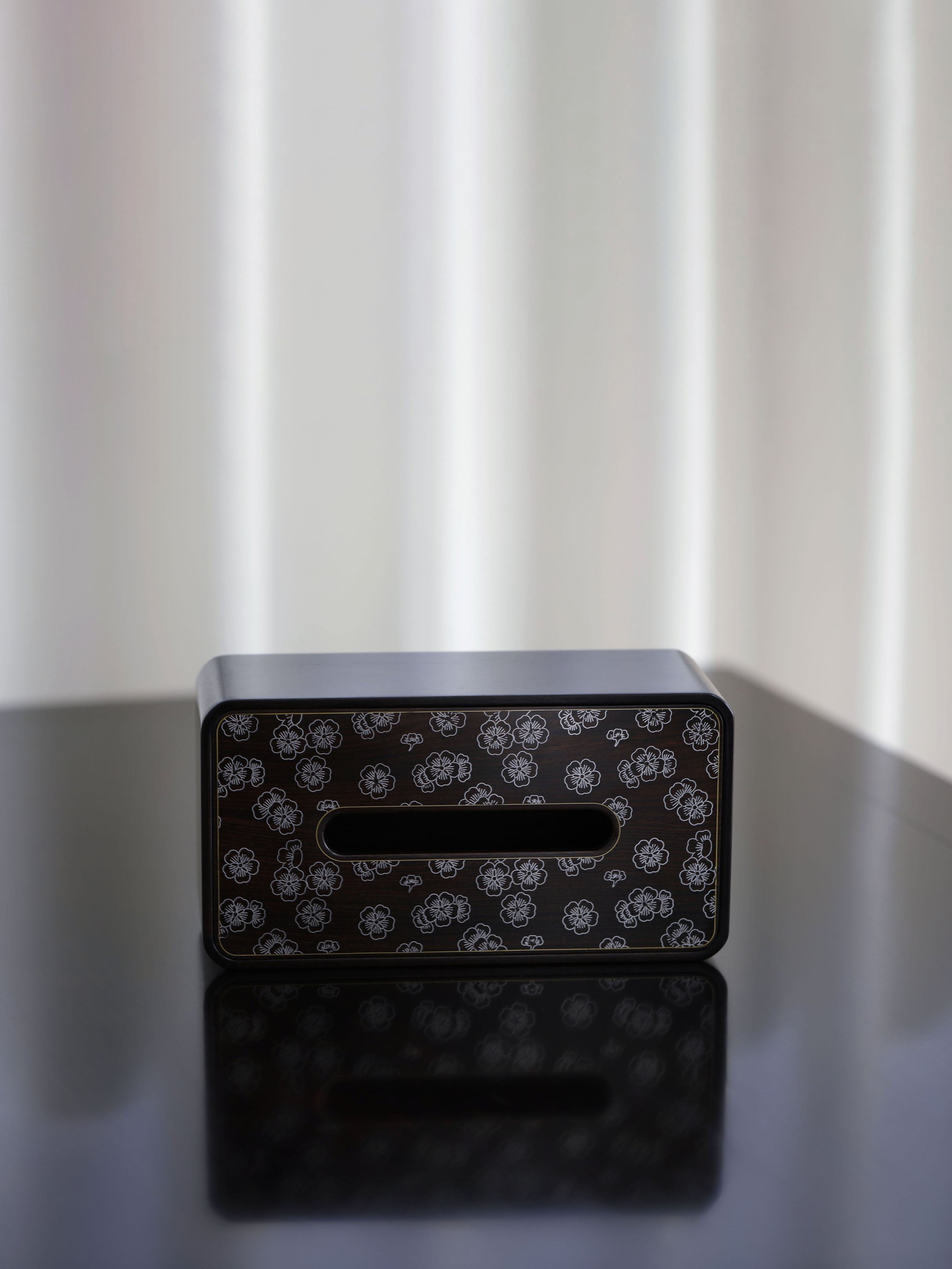 梅花纹/万字纹/雪花纹紫光檀纸巾盒