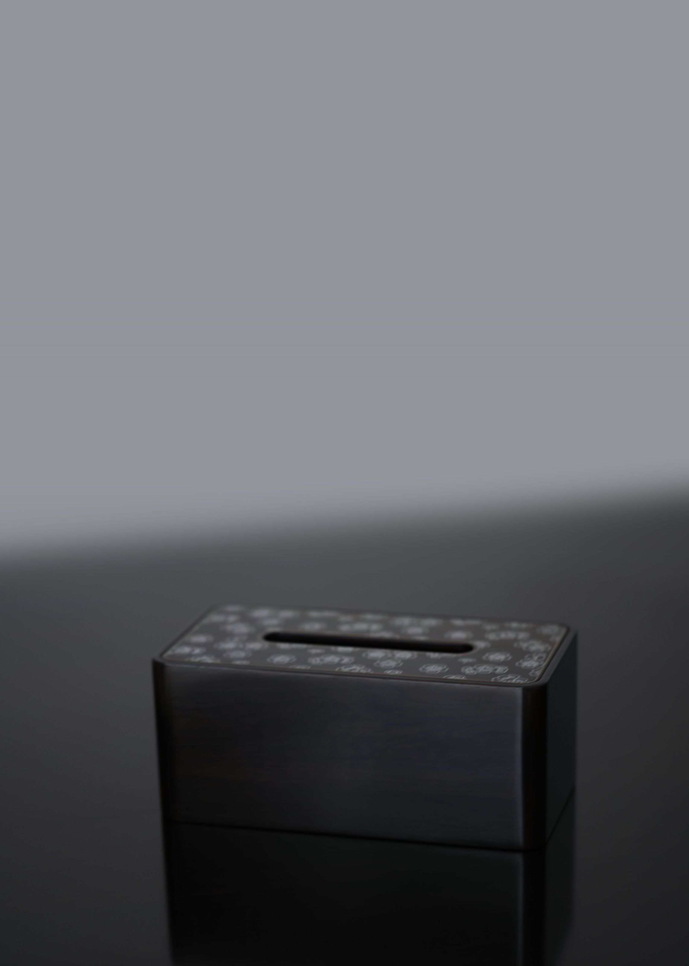 梅花纹/万字纹/雪花纹紫光檀纸巾盒