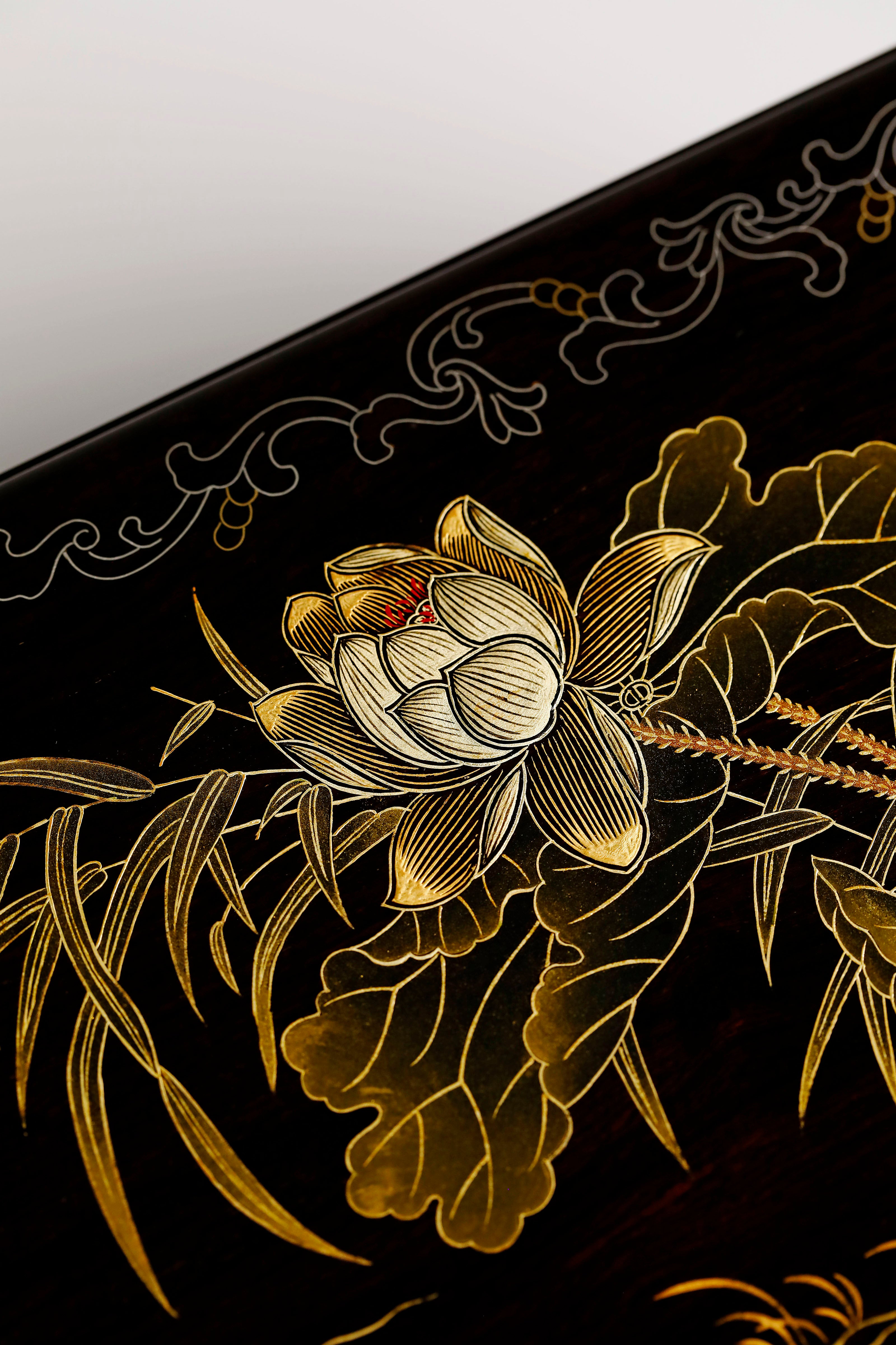 紫光檀鸳鸯戏水/博古图描金盒