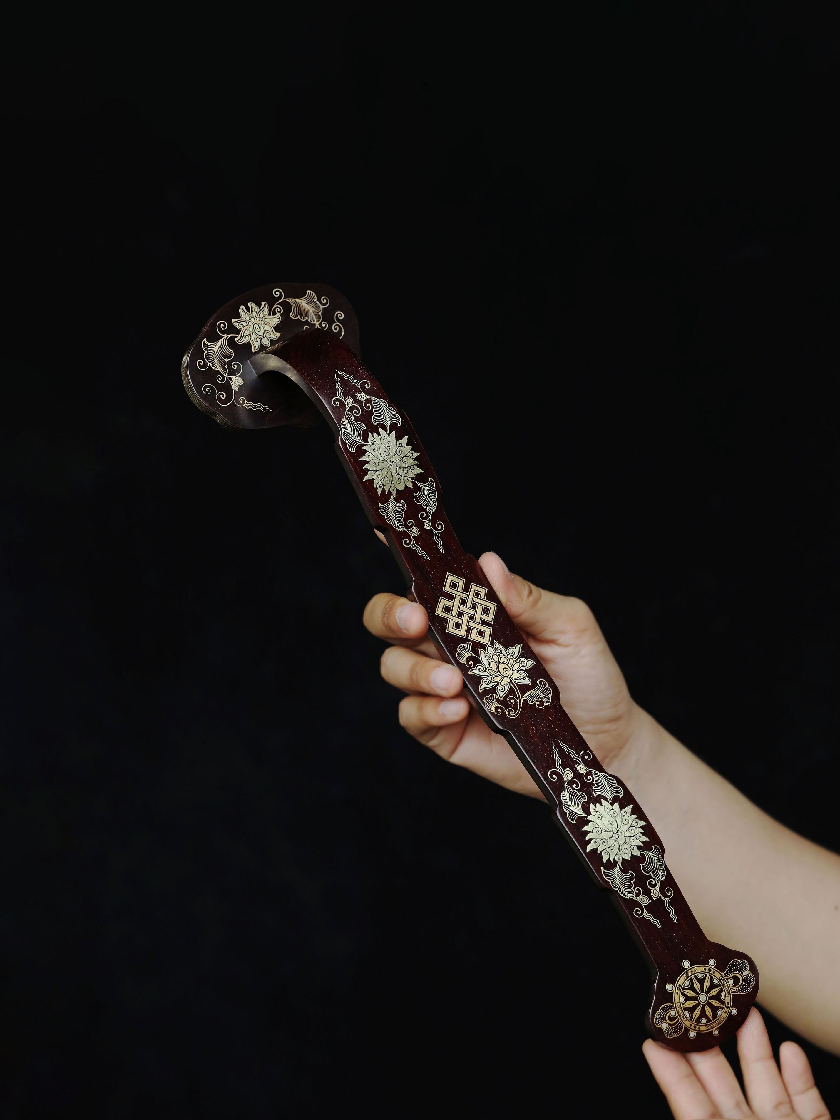 小叶紫檀描真金如意