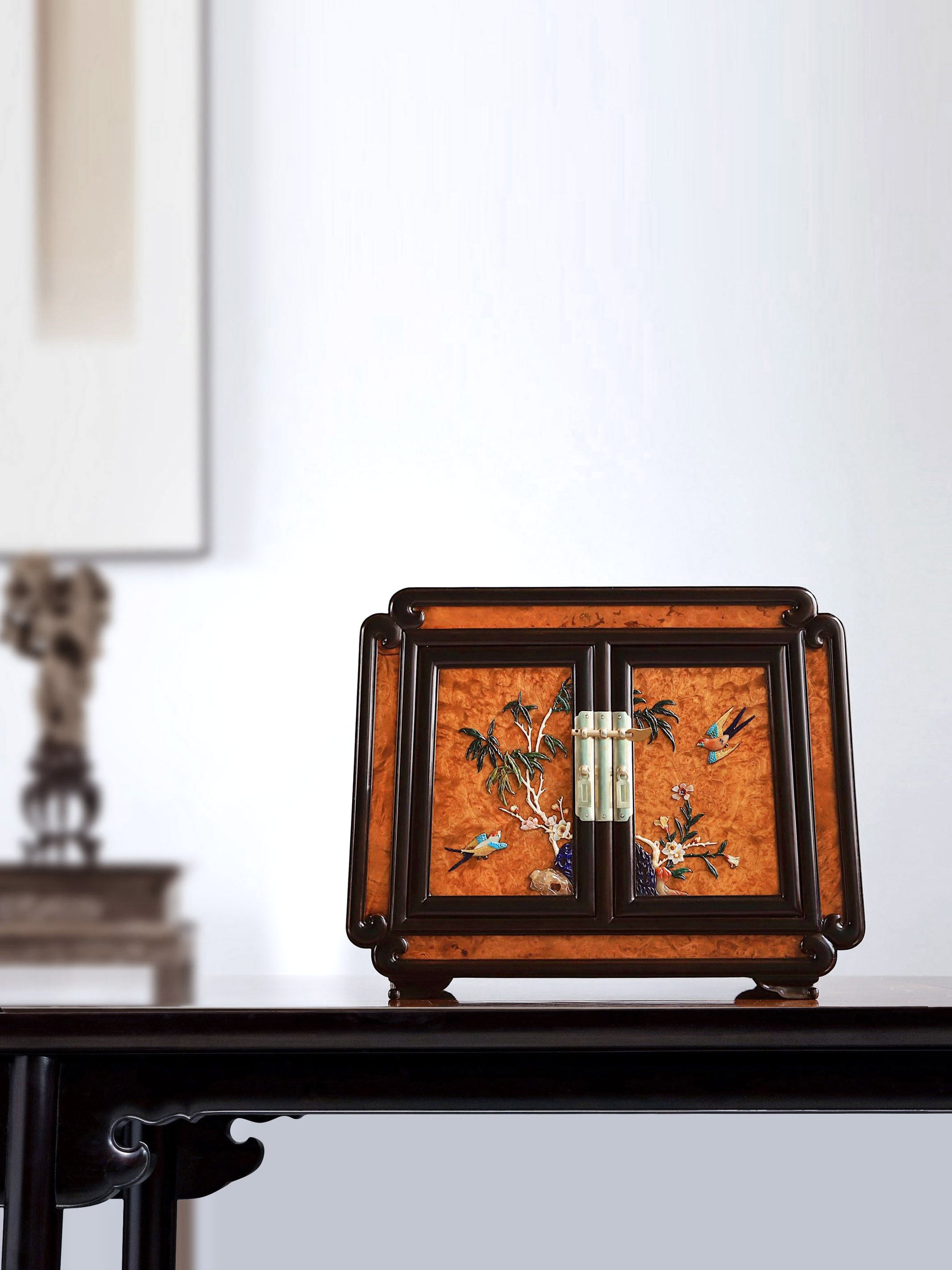 Burl Wood Inlaid Treasure Tea Box with Flowers and Birds