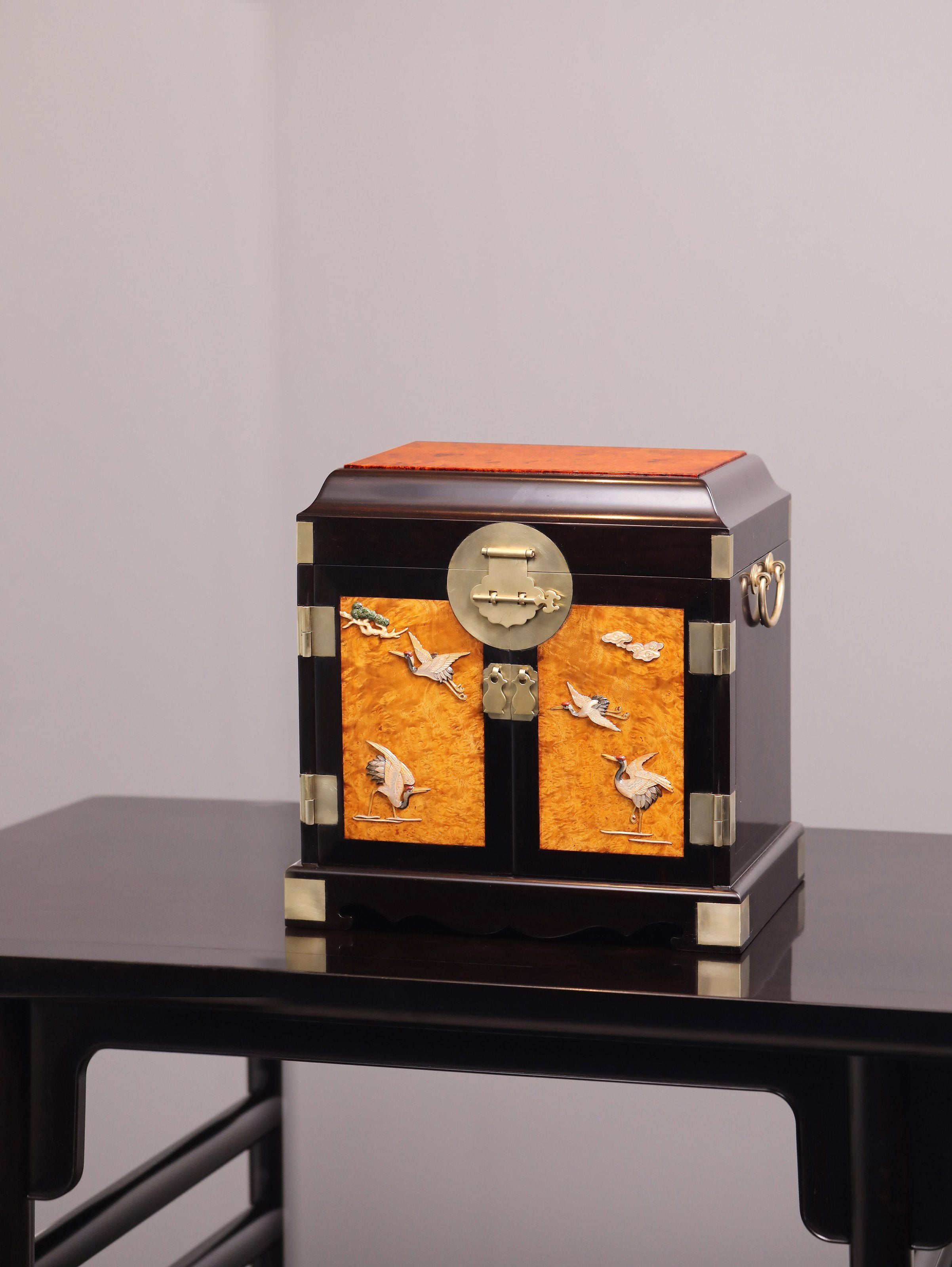 inlaid with pine and crane motifs, official leather box