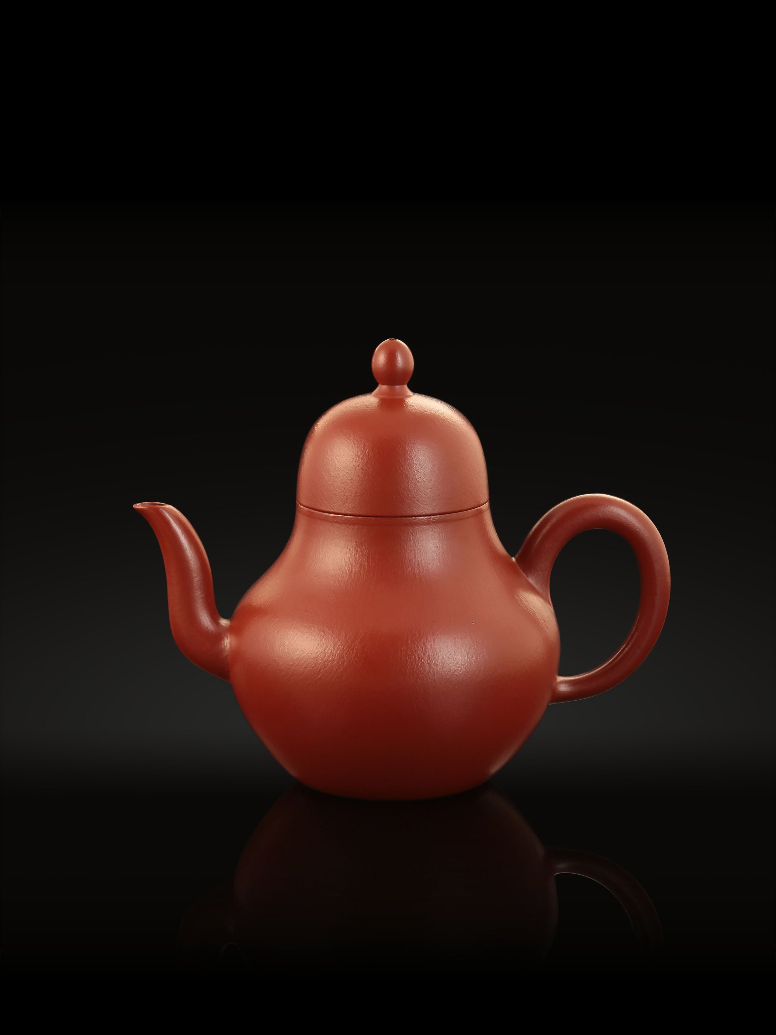Qin Xunsi Pavilion Teapot, a Master of Zhu Ni Clay