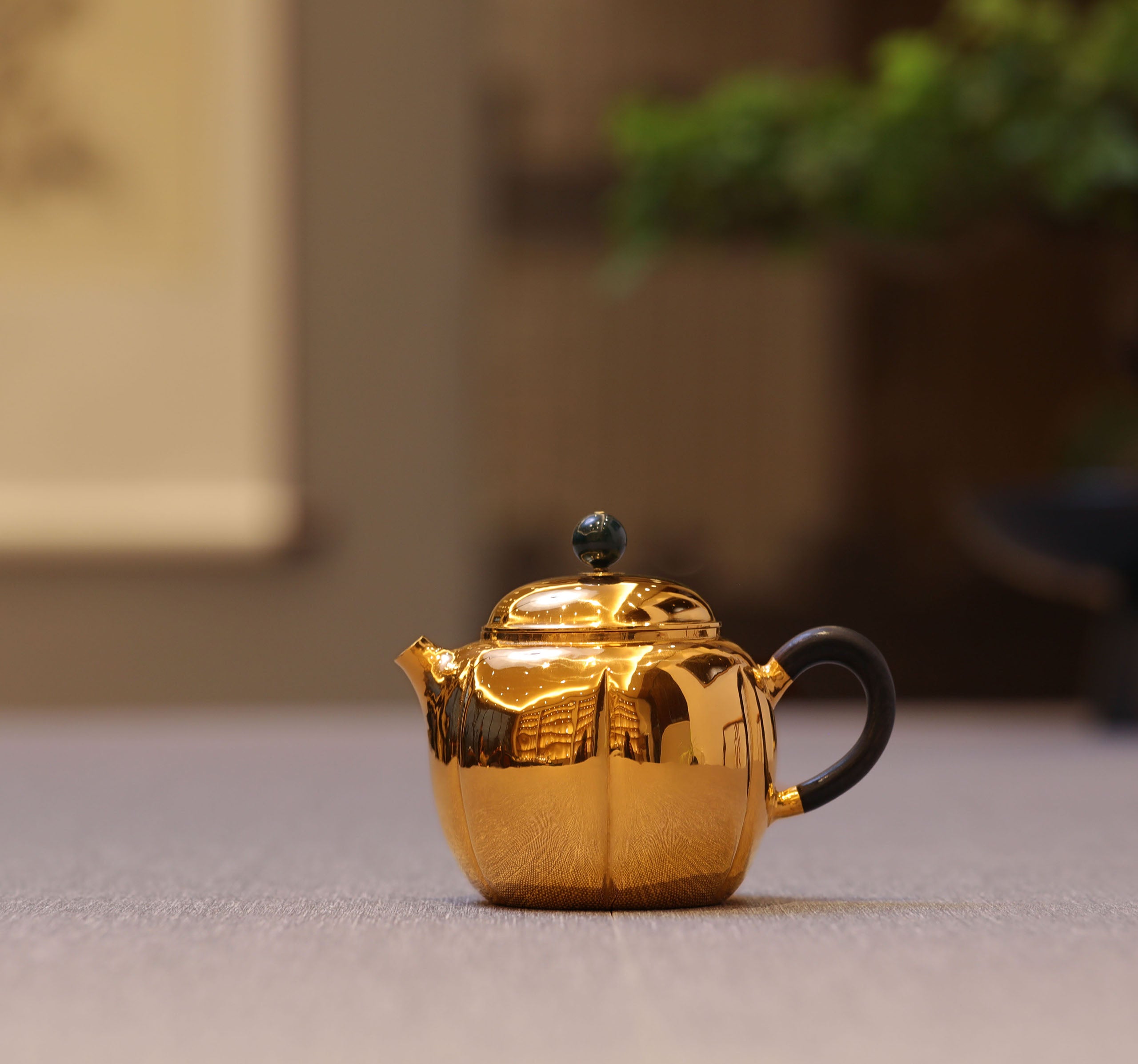 Ruyi Begonia | Pure Gold