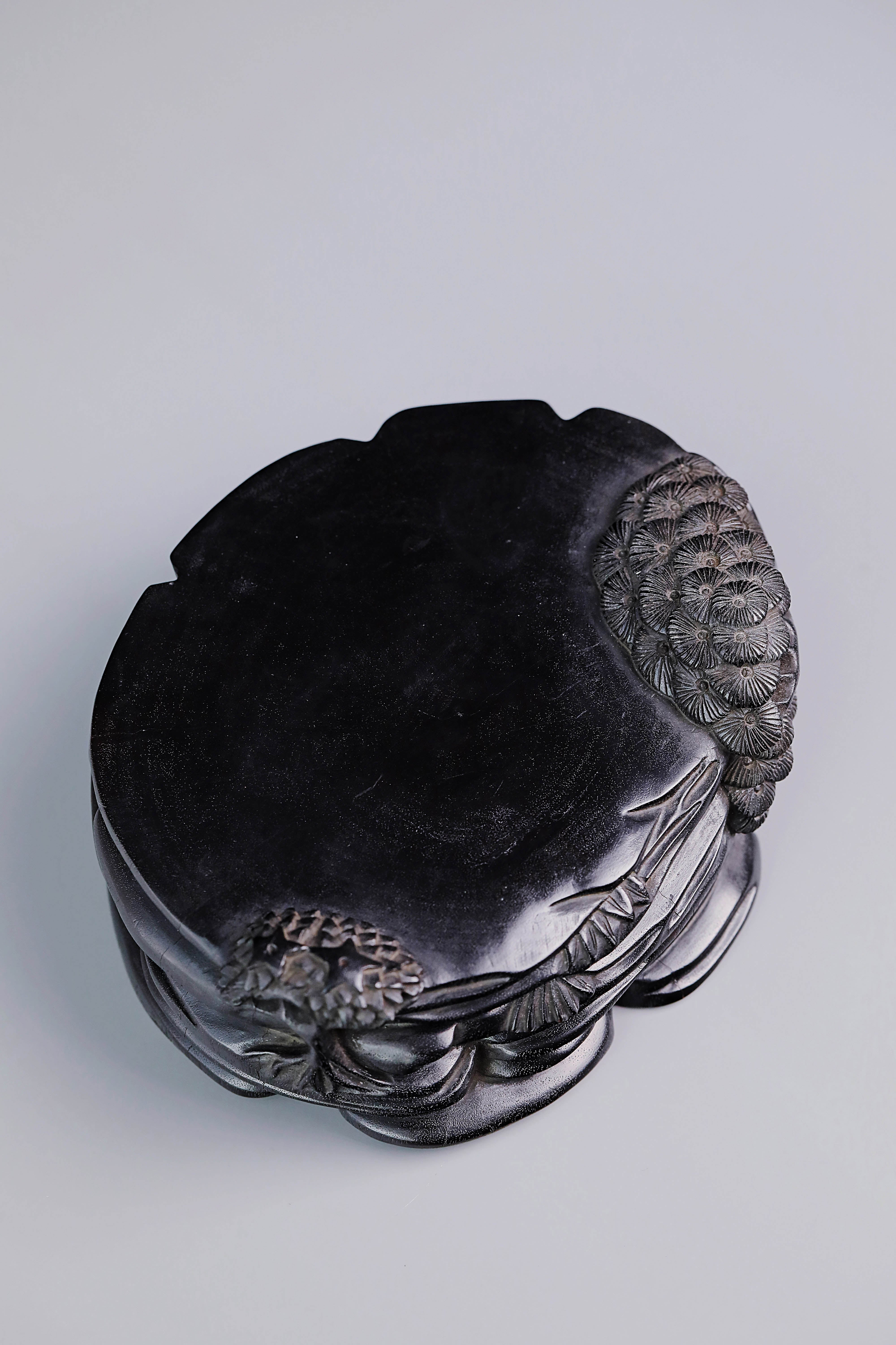 三阳开泰黄杨木雕