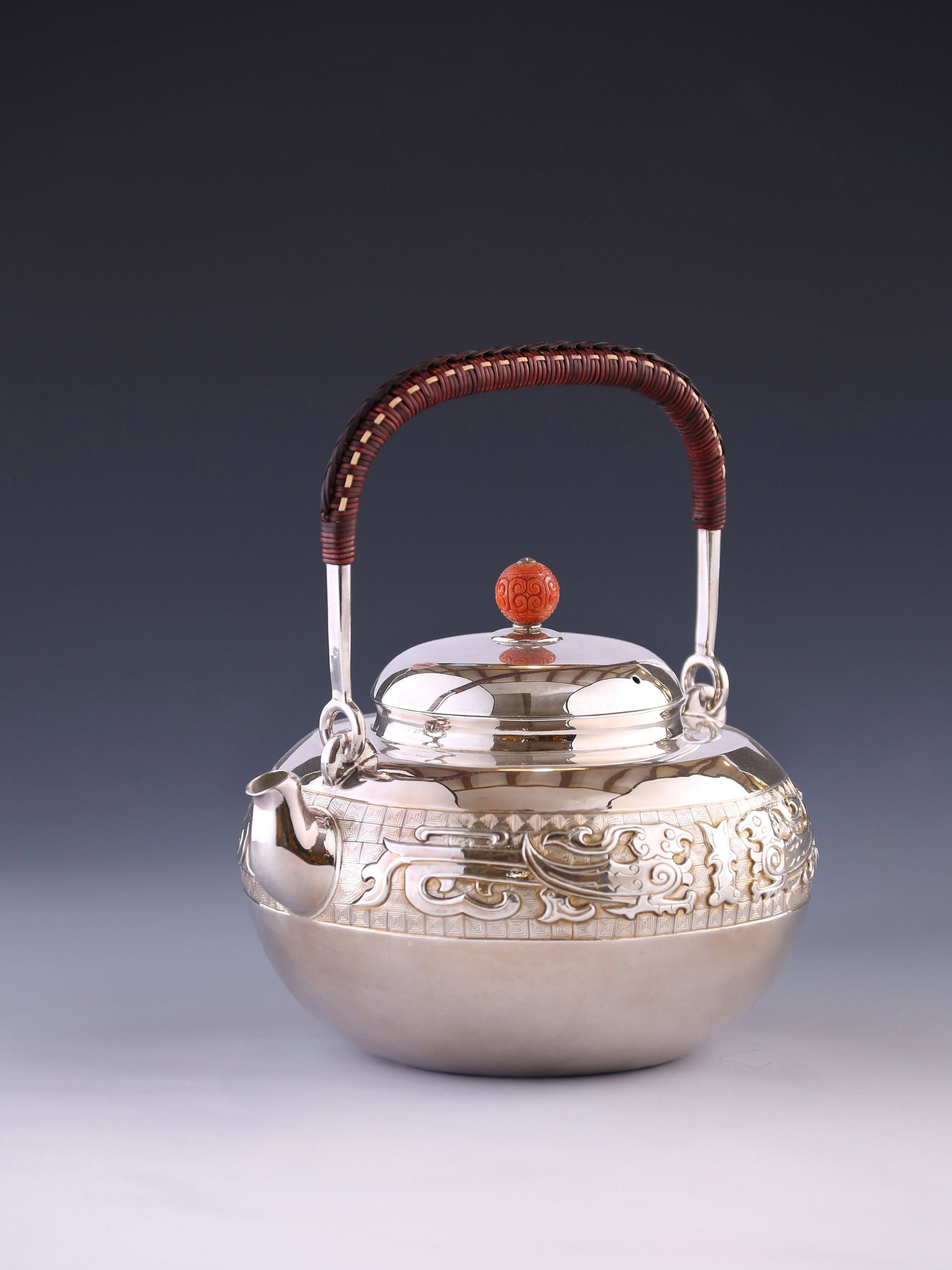 南紅摘神鳳銀壺