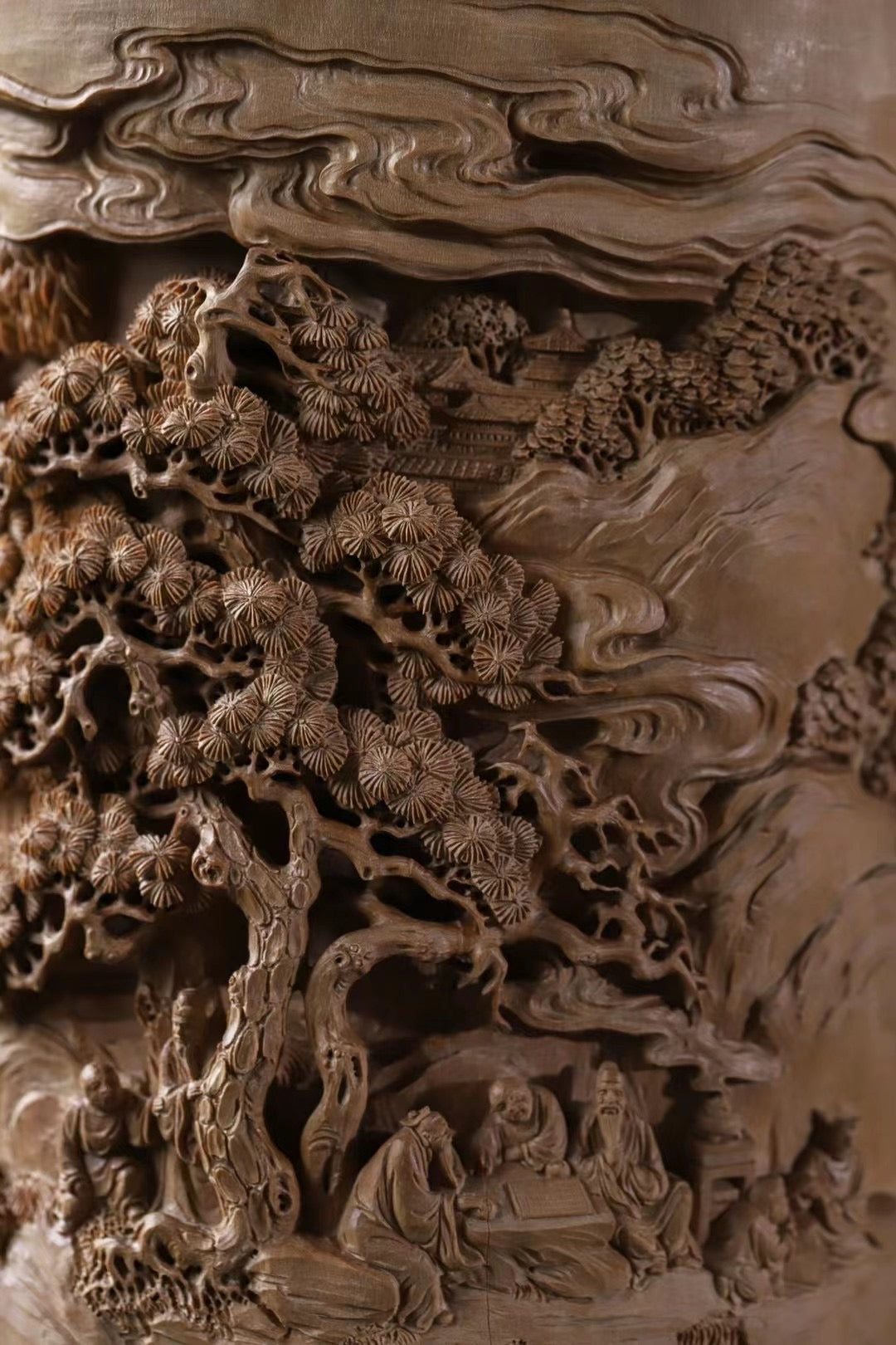 老山檀十八学士大笔筒