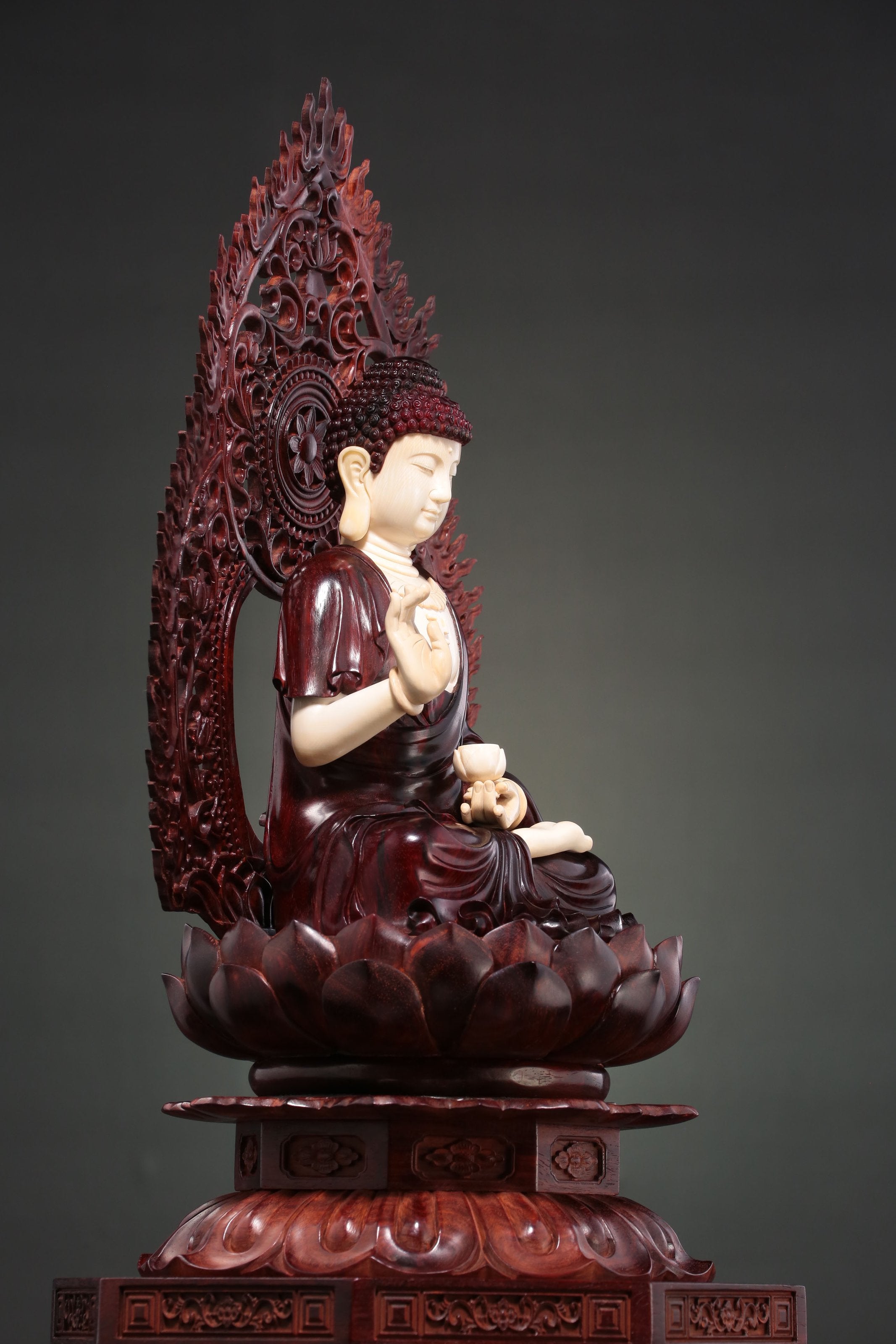 釋迦摩尼佛