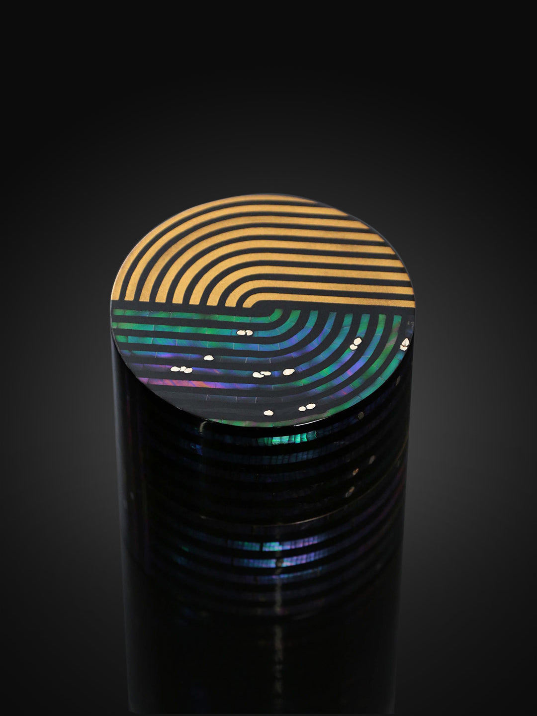 貝殼鑲嵌描金茶罐